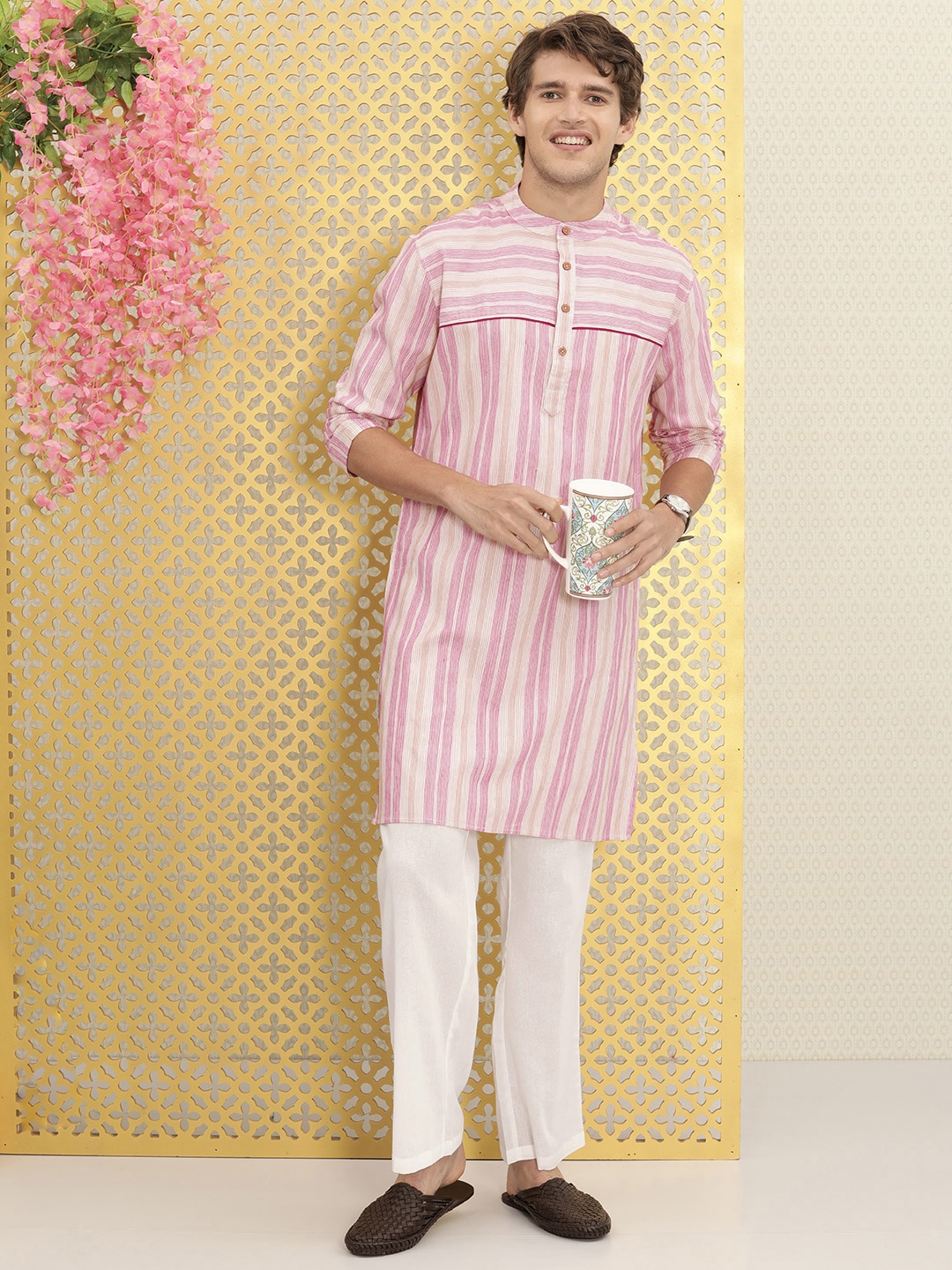 

Ode by House of Pataudi Men Pink & White Striped Kurta with Trousers