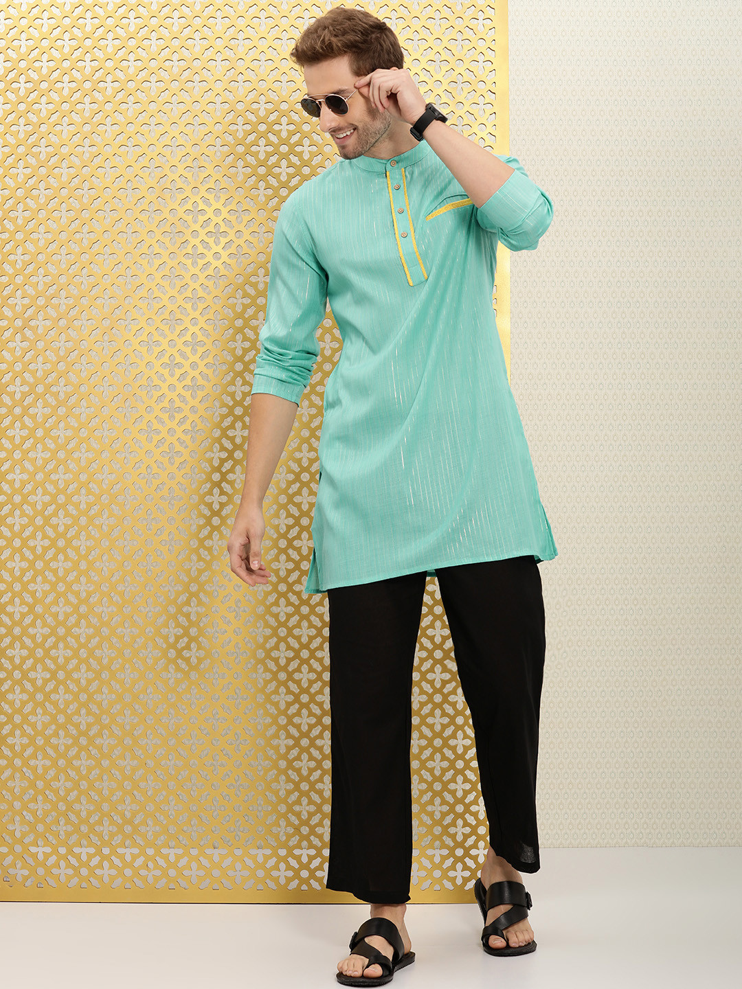

Ode by House of Pataudi Men Sea Green & Gold-Toned Striped Kurta with Pyjamas