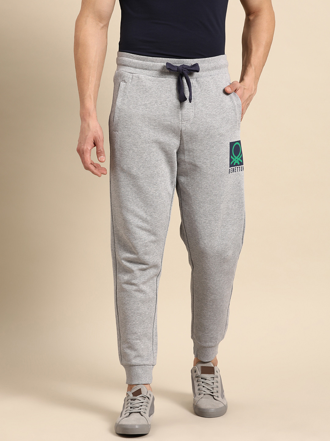 

United Colors of Benetton Men Grey Melange Pure Cotton Brand Logo Print Joggers