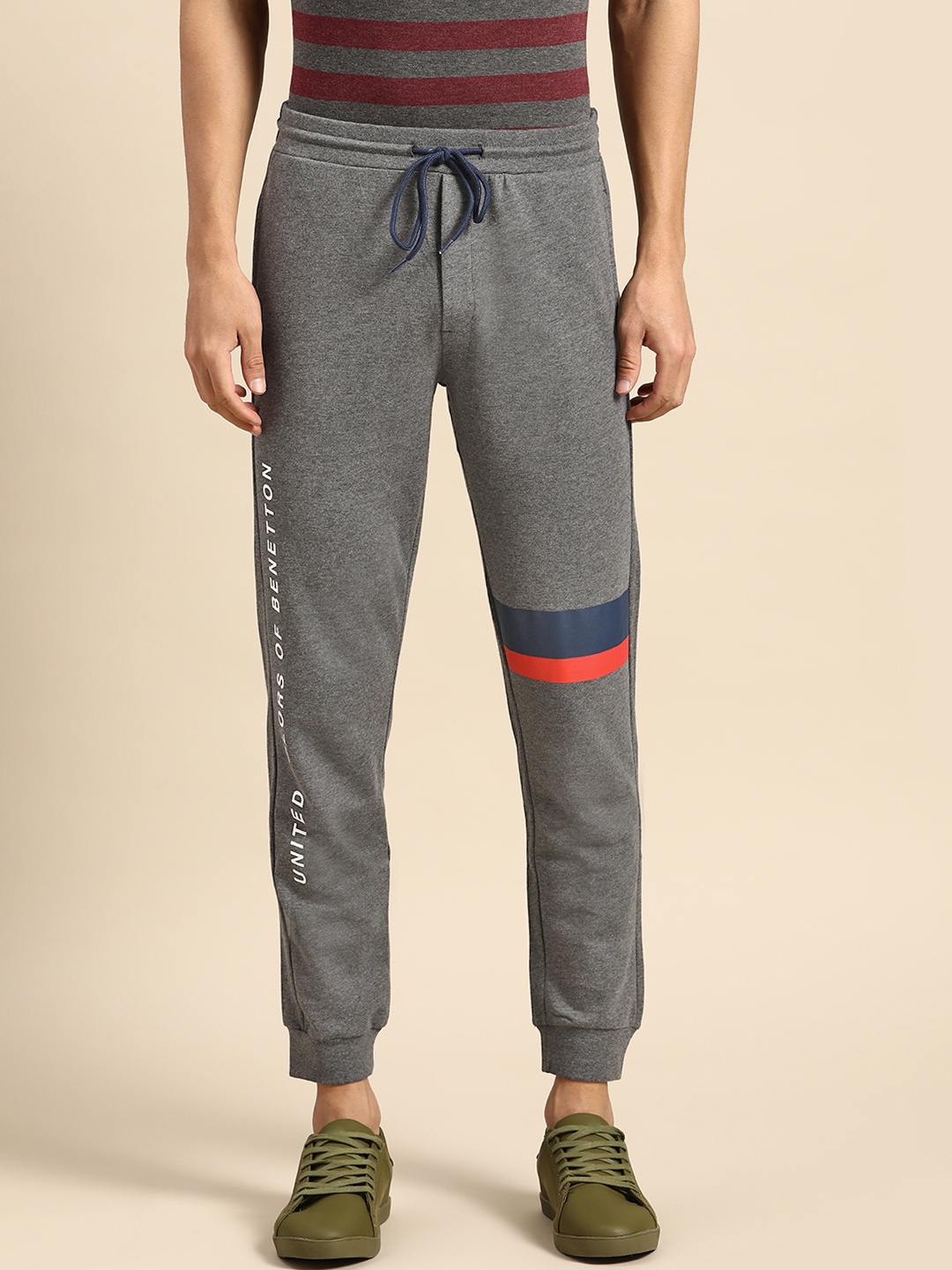 

United Colors of Benetton Men Charcoal Grey Lounge Joggers With Brand Logo Details