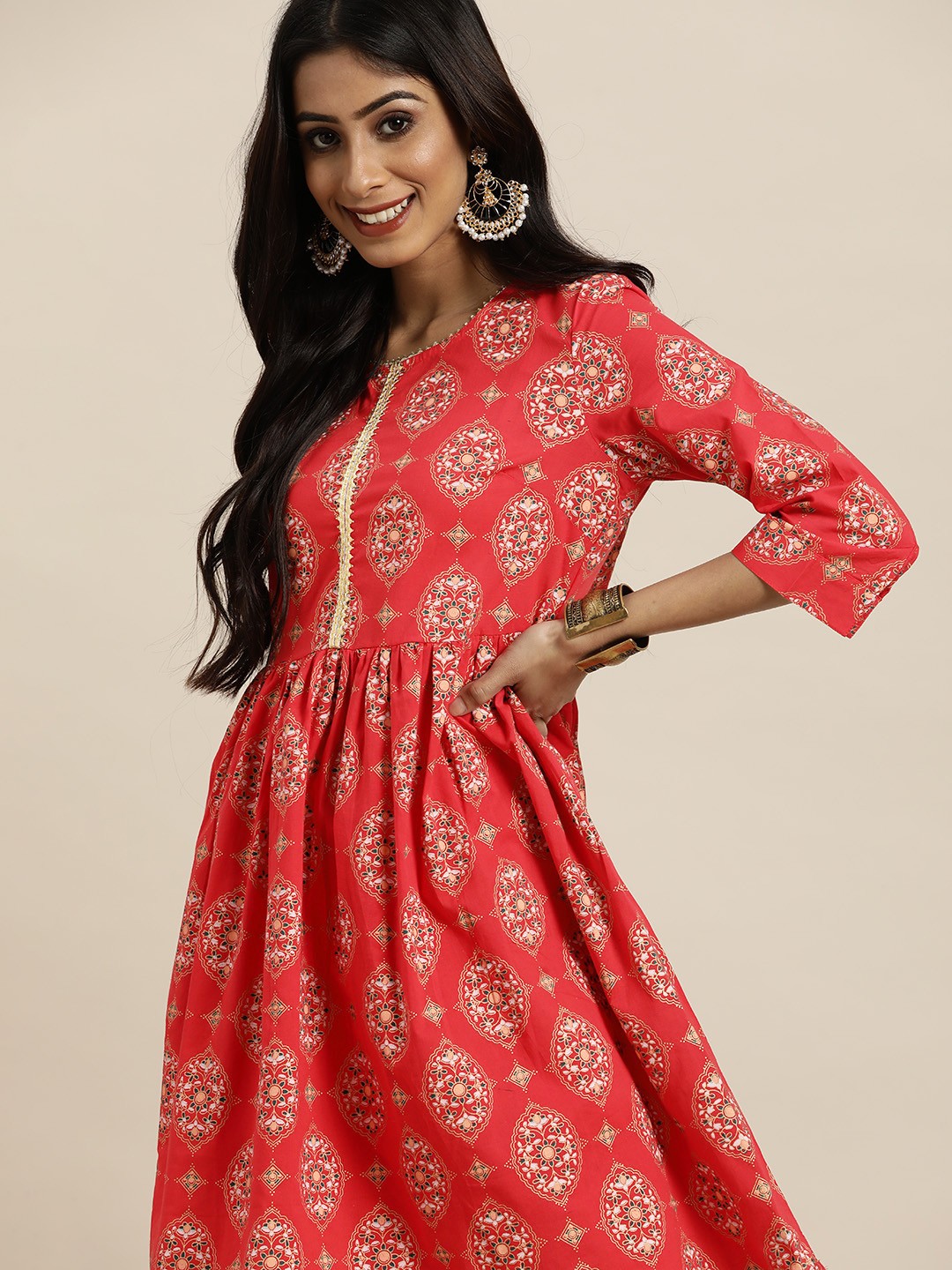 

Sangria Women Red & Golden Ethnic Motifs Printed Gotta Patti Pure Cotton Kurti Set