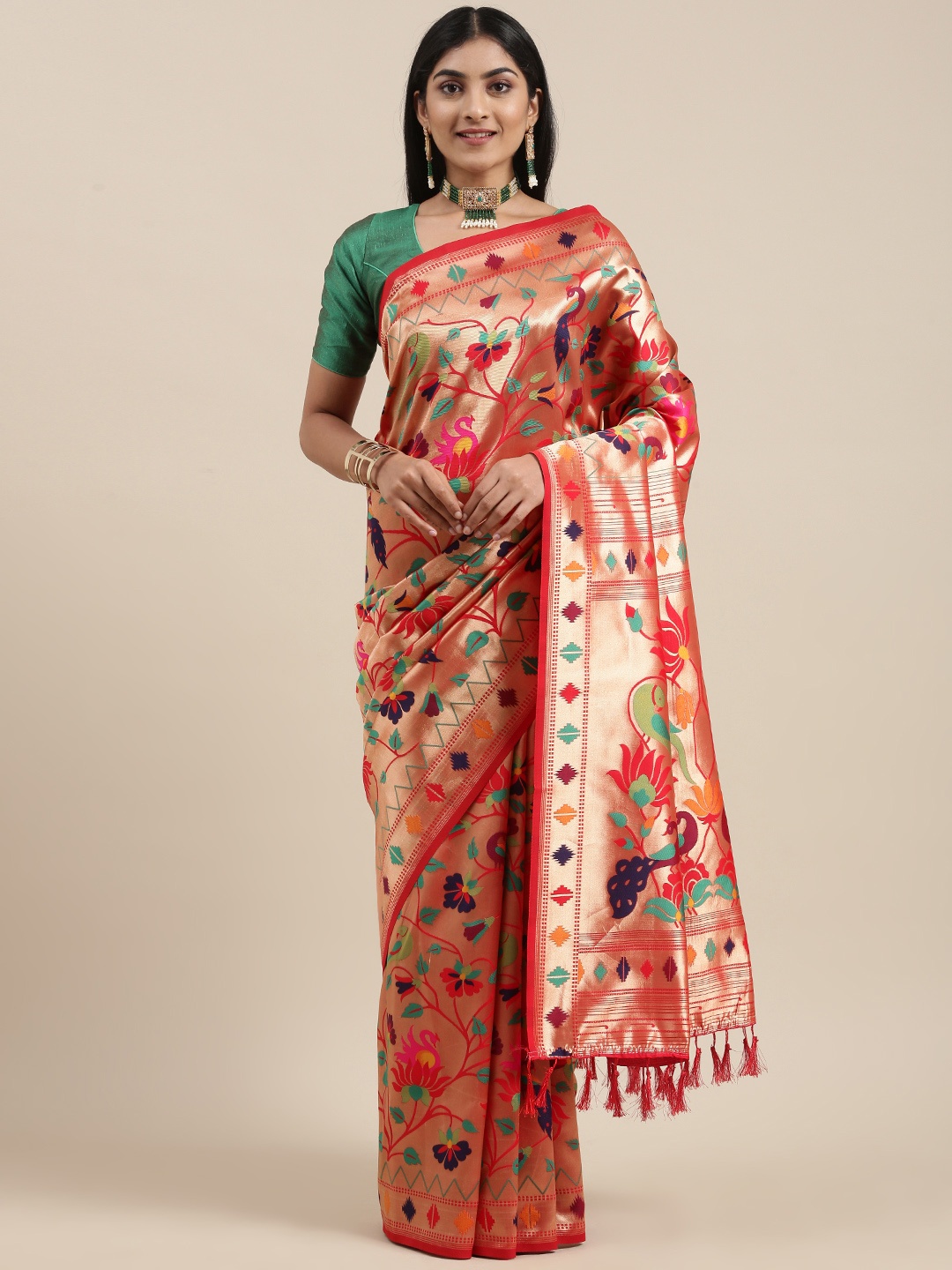 

Mitera Red & Gold-Toned Floral Zari Silk Blend Paithani Saree