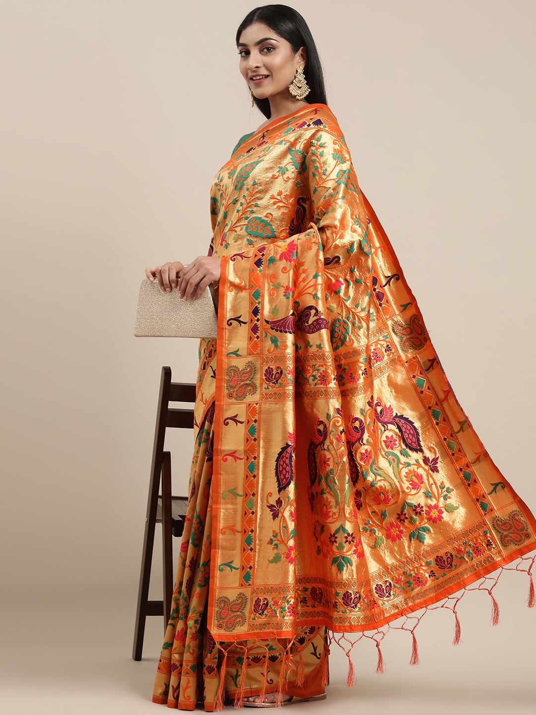 

Mitera Orange & Gold-Toned Floral Zari Silk Blend Paithani Saree