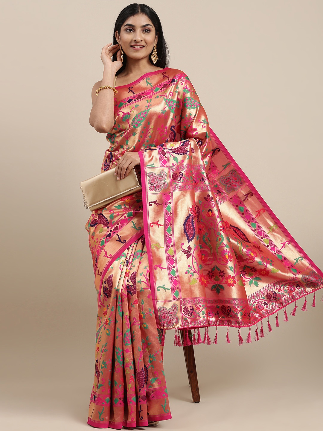 

Mitera Pink & Gold-Toned Floral Zari Silk Blend Paithani Saree