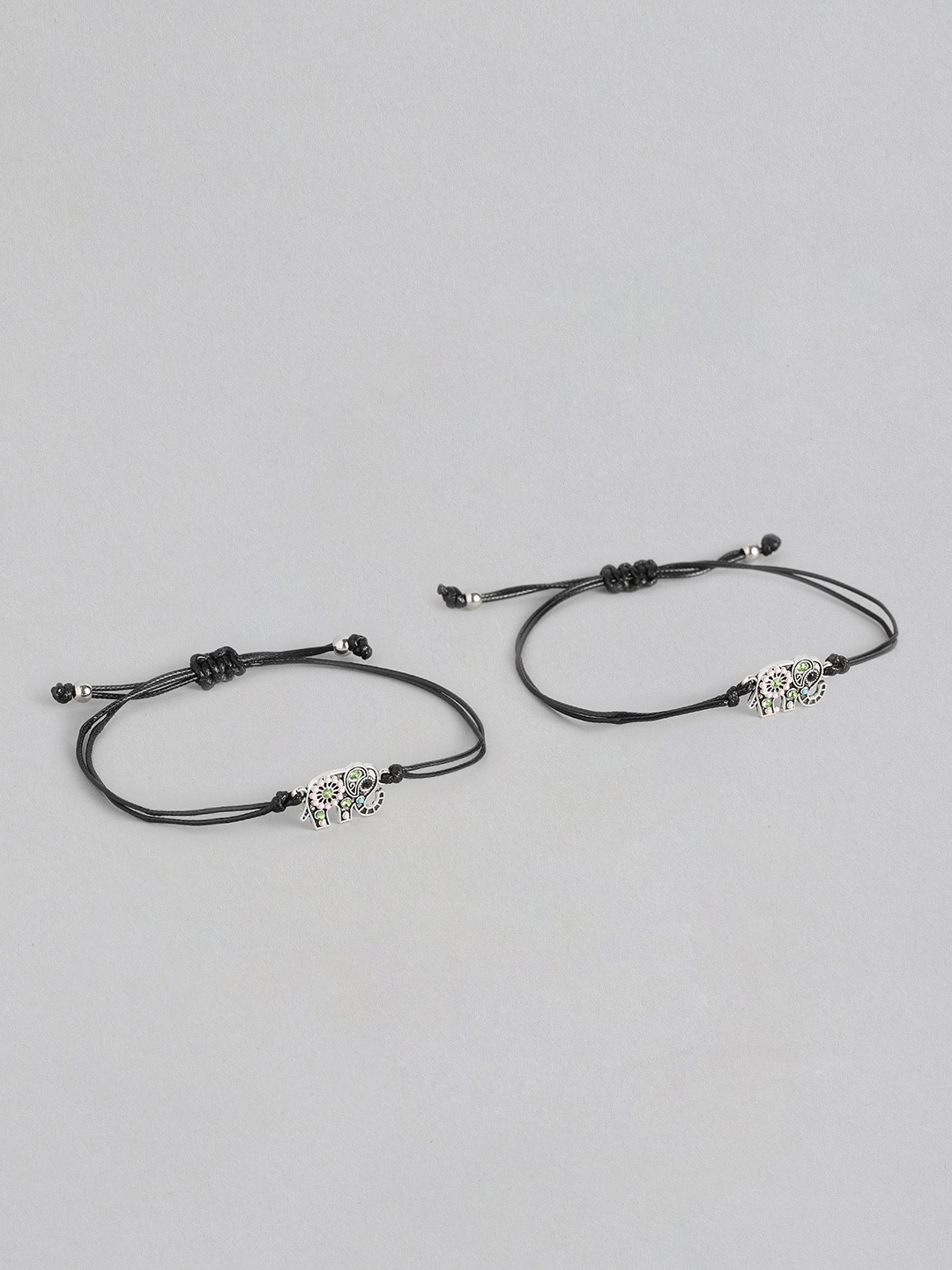 

EL REGALO Unisex Pack of 2 Black & Silver-Toned Charm Bracelet
