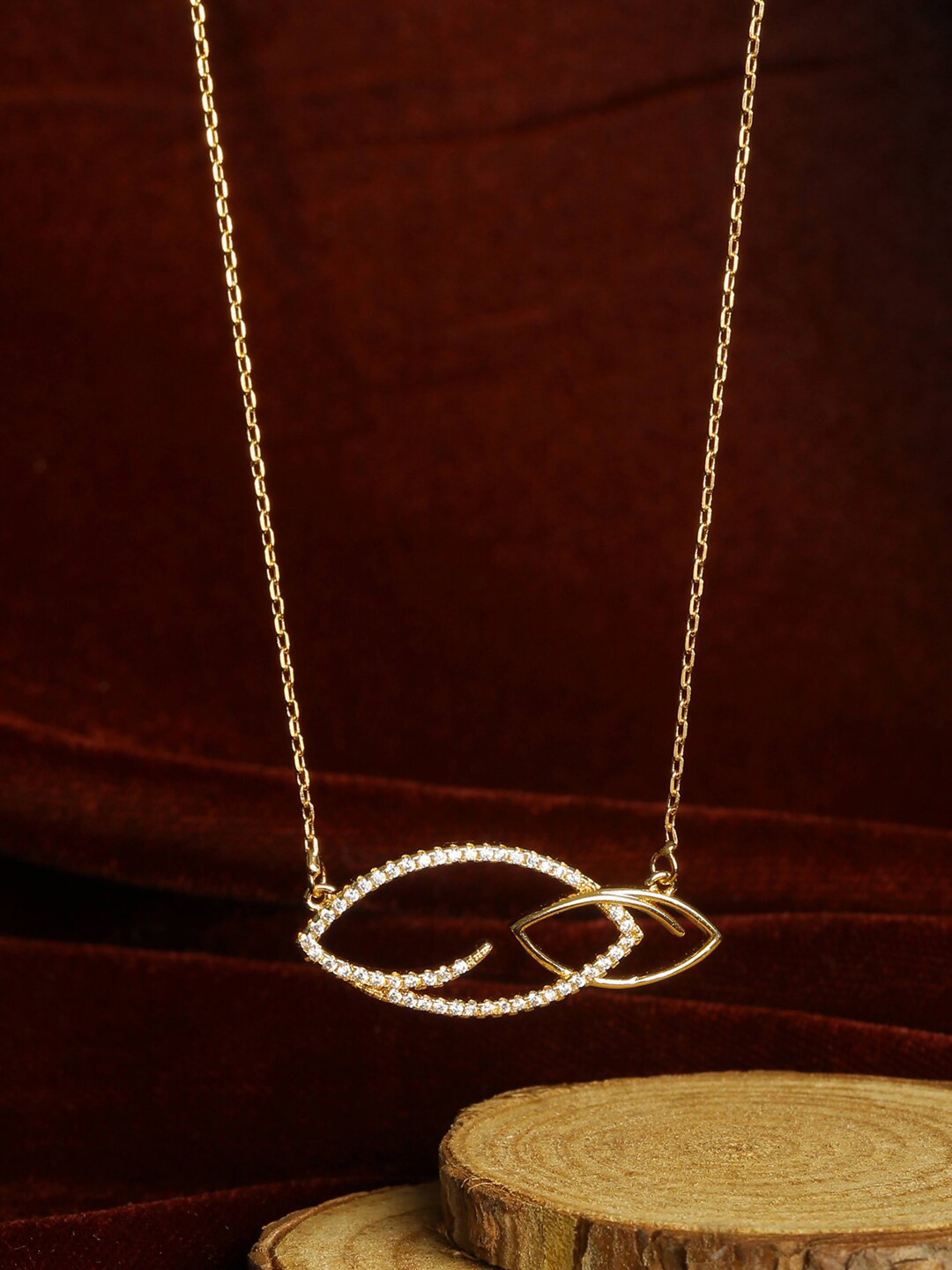 

PRITA BY PRIYAASI Rose Gold Brass Rose Gold-Plated Necklace