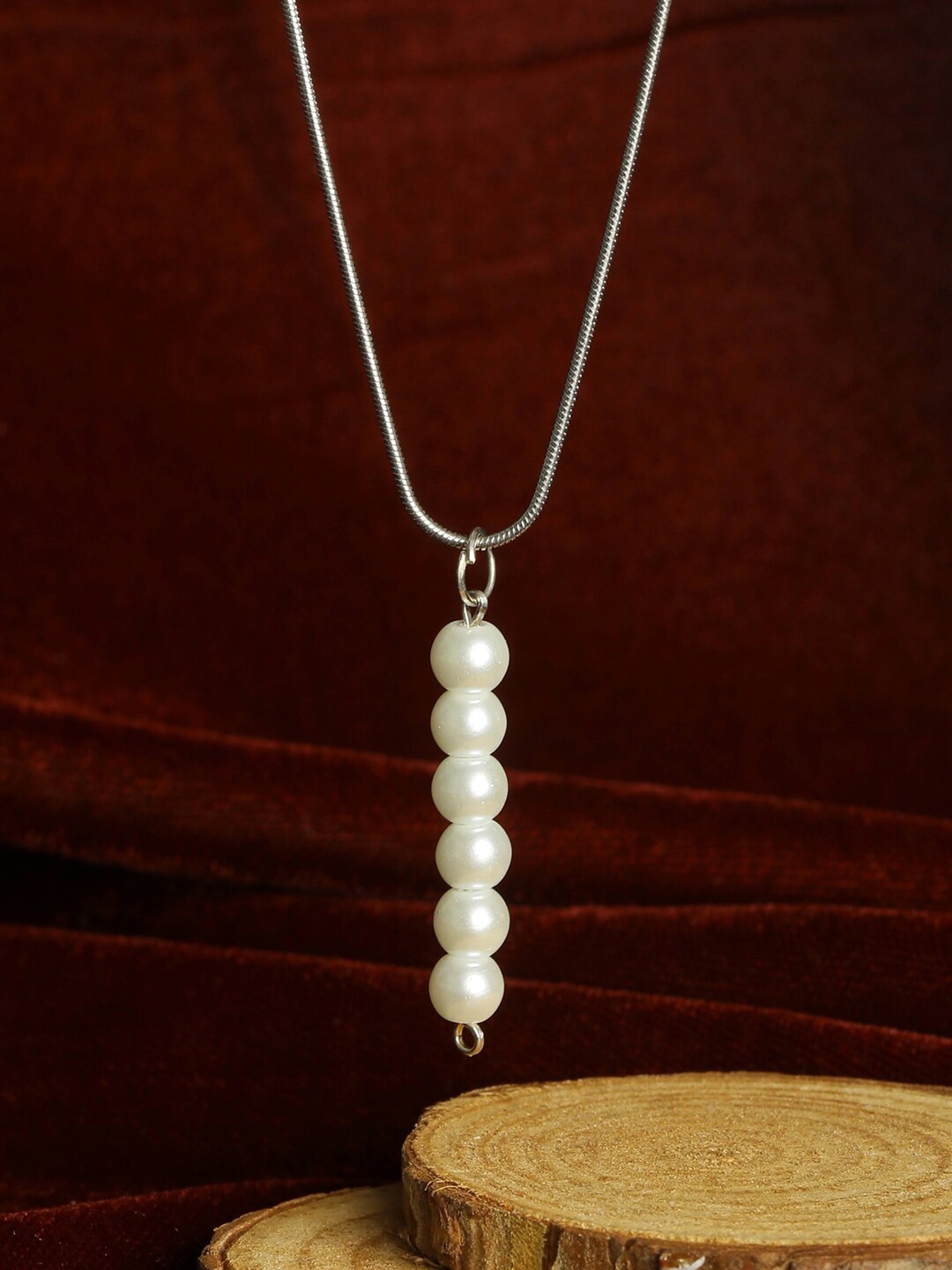 

PRITA BY PRIYAASI Silver-Plated & White Brass Chain
