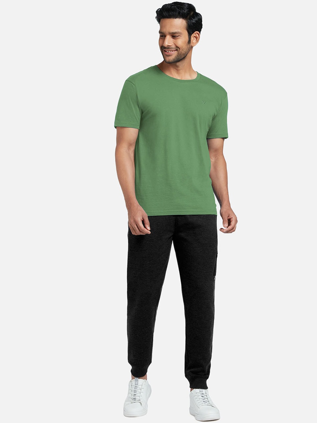

XYXX Men Green & Black Night suit
