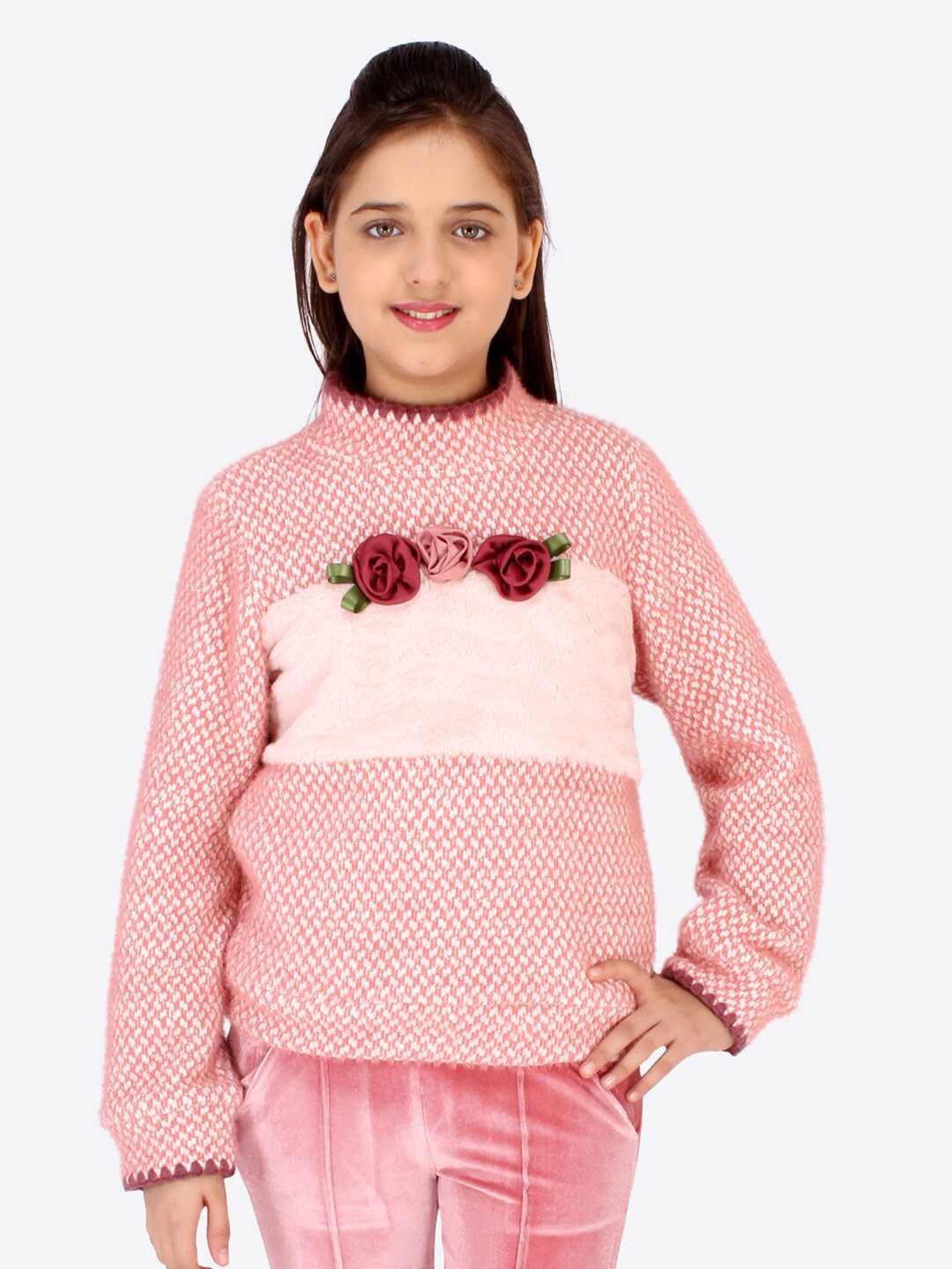 

CUTECUMBER Girls Pink Sweatshirt