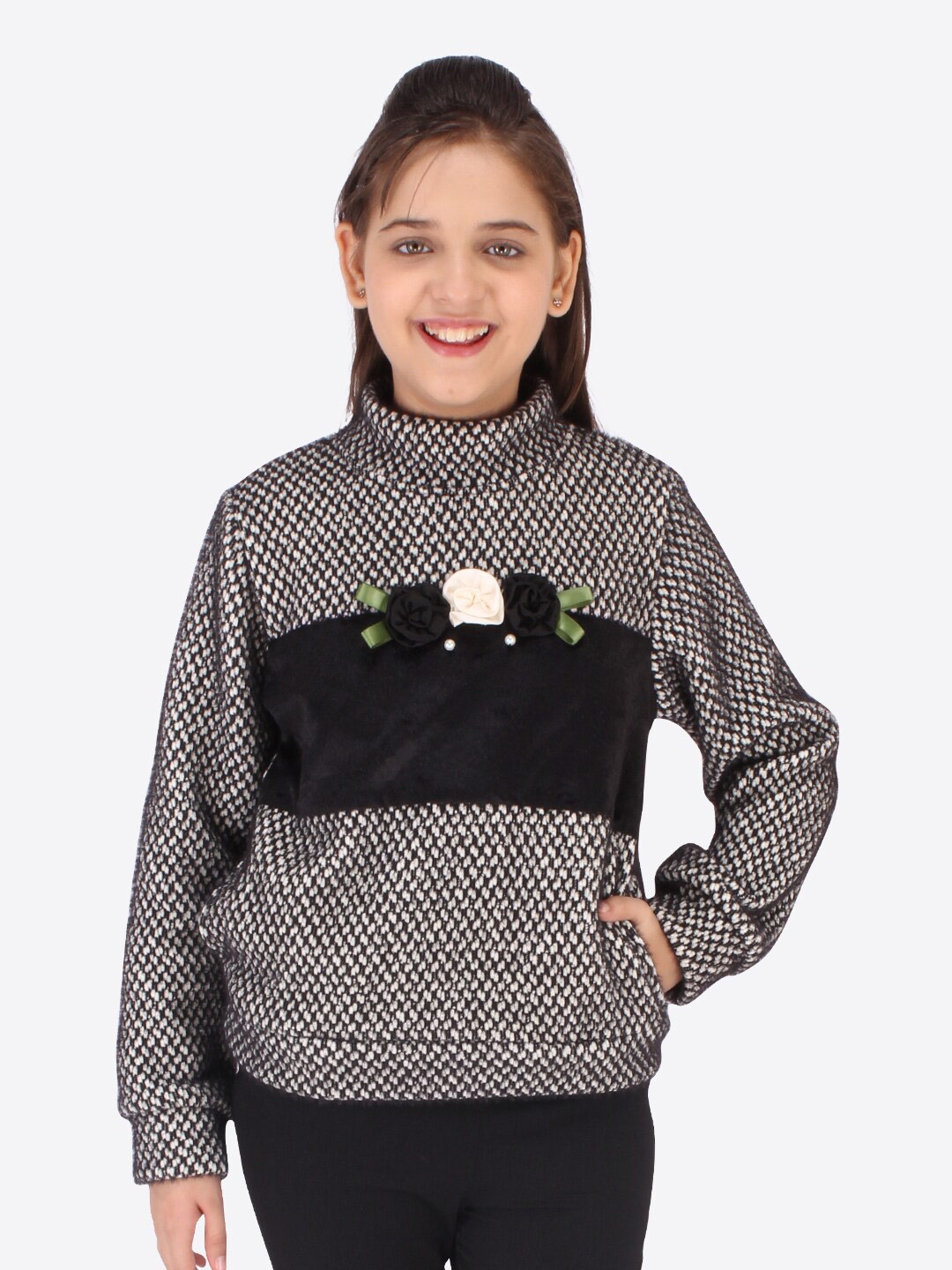 

CUTECUMBER Girls Black Printed Sweatshirt