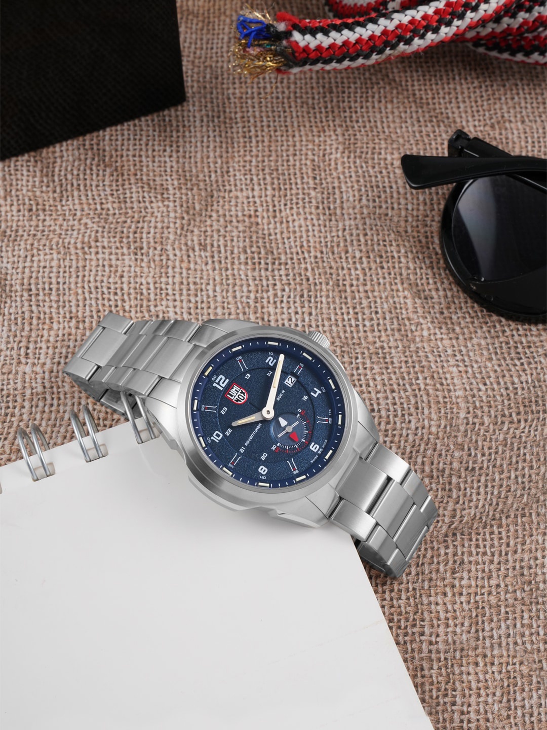 

Luminox Men Blue Dial & Silver Toned Bracelet Style Straps Analogue Watch - XL.1764