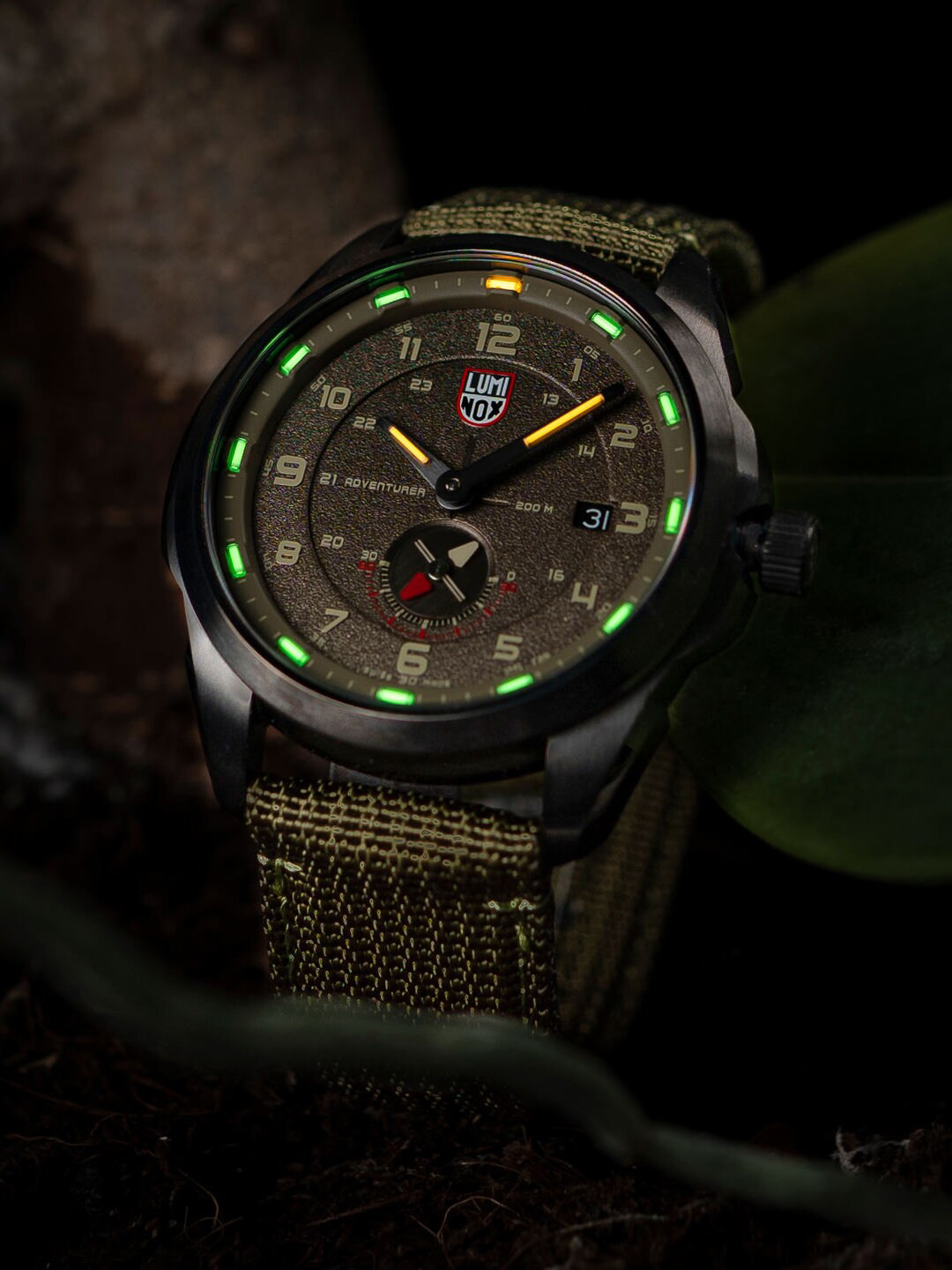 

Luminox Men Green Dial & Green Straps Analogue Watch XL 1767