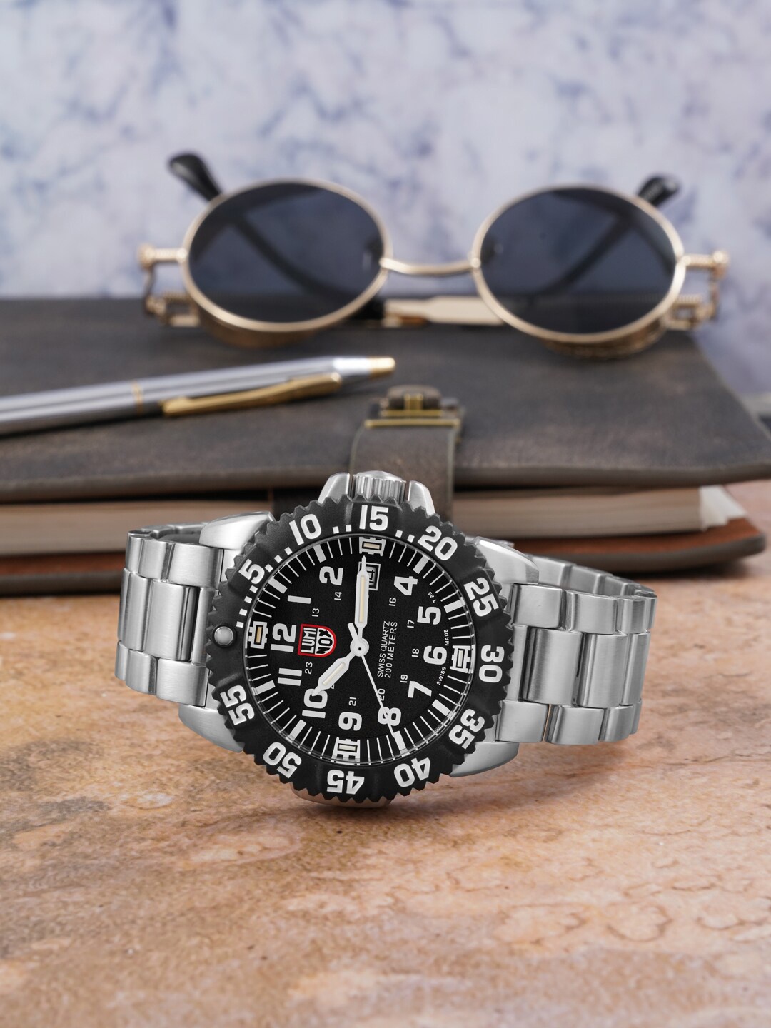 

Luminox Men Black Dial & Silver Toned Stainless Steel Bracelet Style Straps Analogue Watch XS 0152 EP