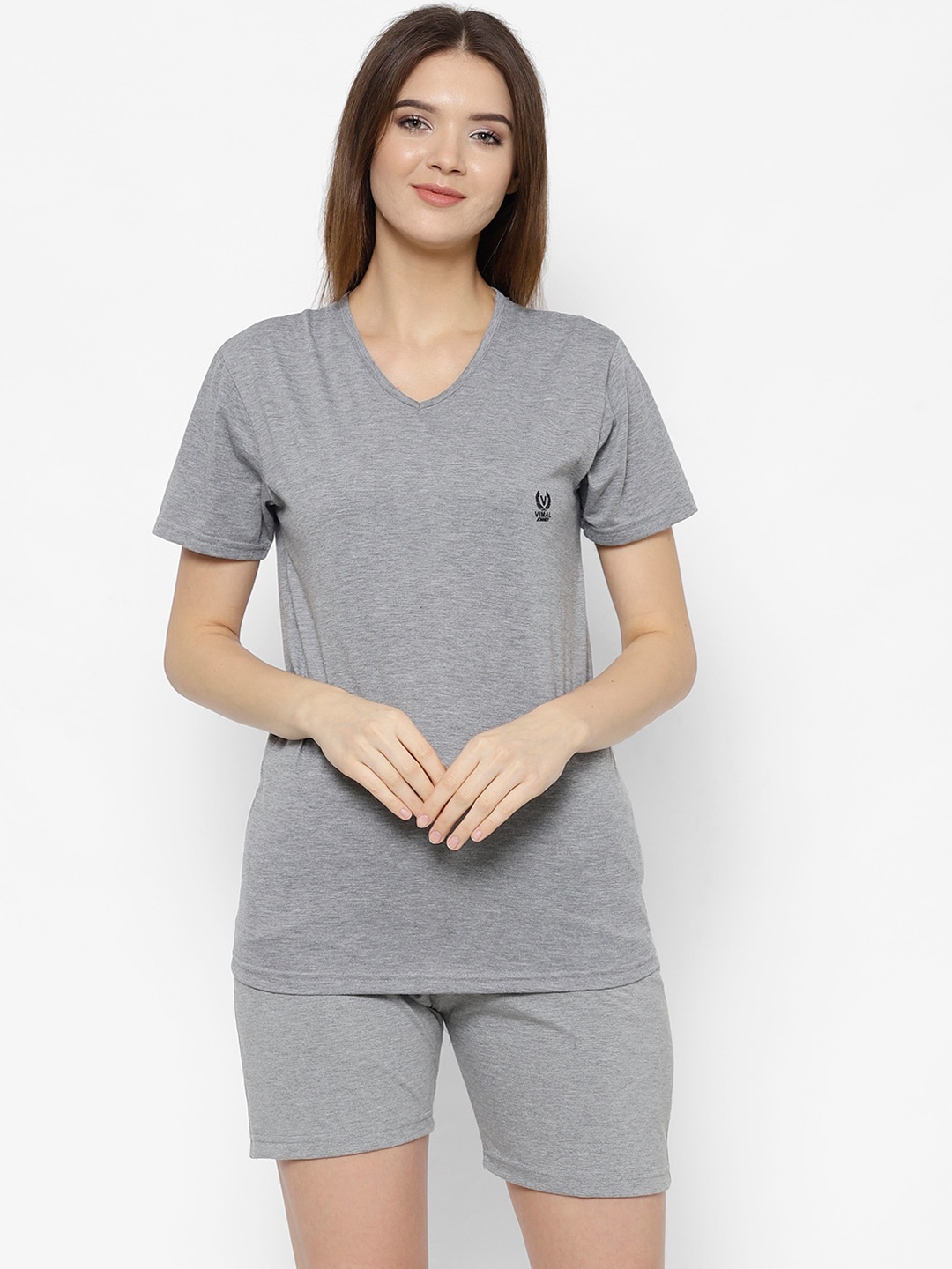 

VIMAL JONNEY Women Grey Solid Night Suit