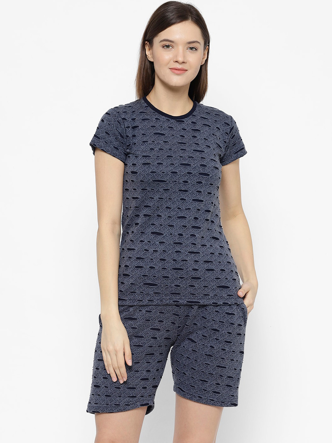 

VIMAL JONNEY Women Navy Blue Printed Night suit