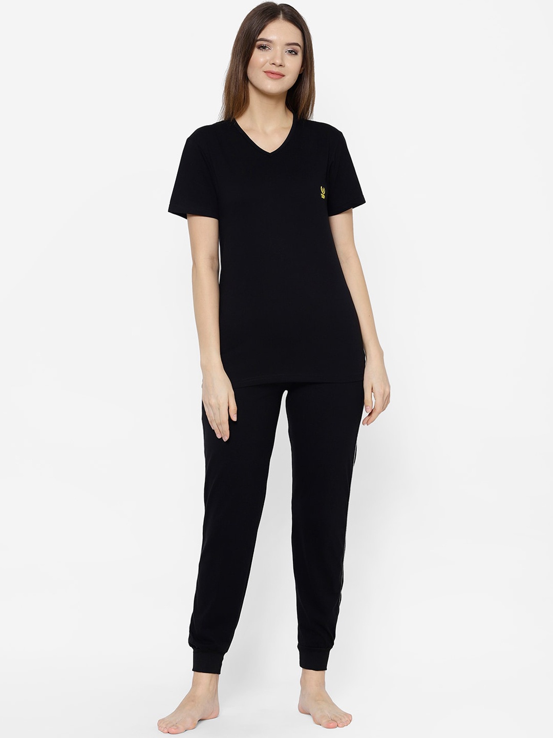 

VIMAL JONNEY Women Black Night suit