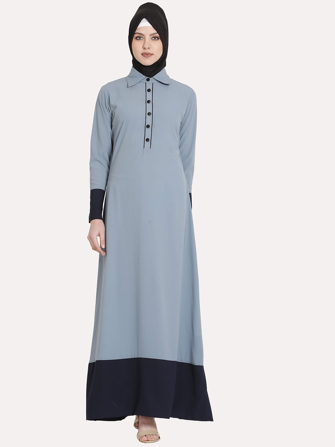 

MOMIN LIBAS Women Grey & Black Solid Abaya Burqa
