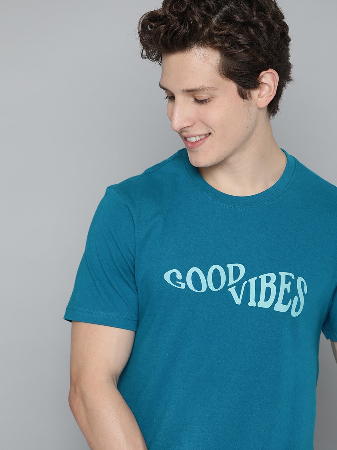 

Mast & Harbour Men Teal Blue Printed Pure Cotton T-shirt