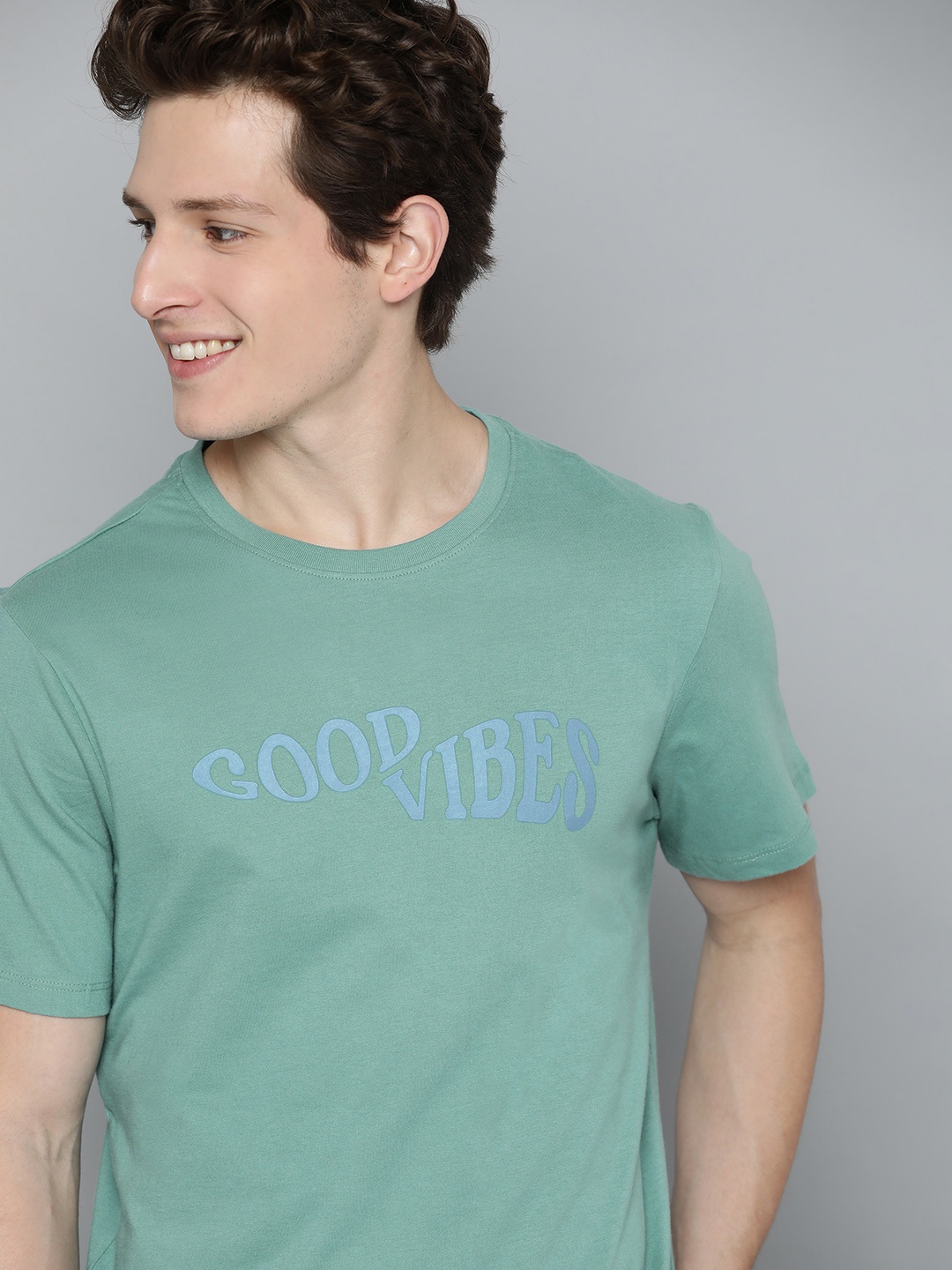 

Mast & Harbour Men Green Pure Cotton Printed T-shirt