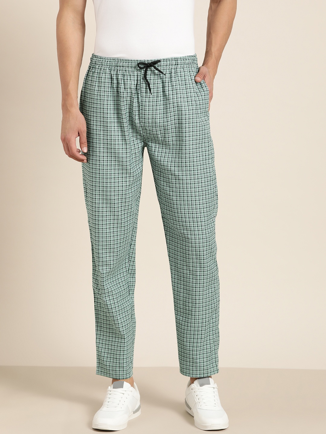 

SOJANYA Men Green & White Checked Regular Fit Cotton Track Pants