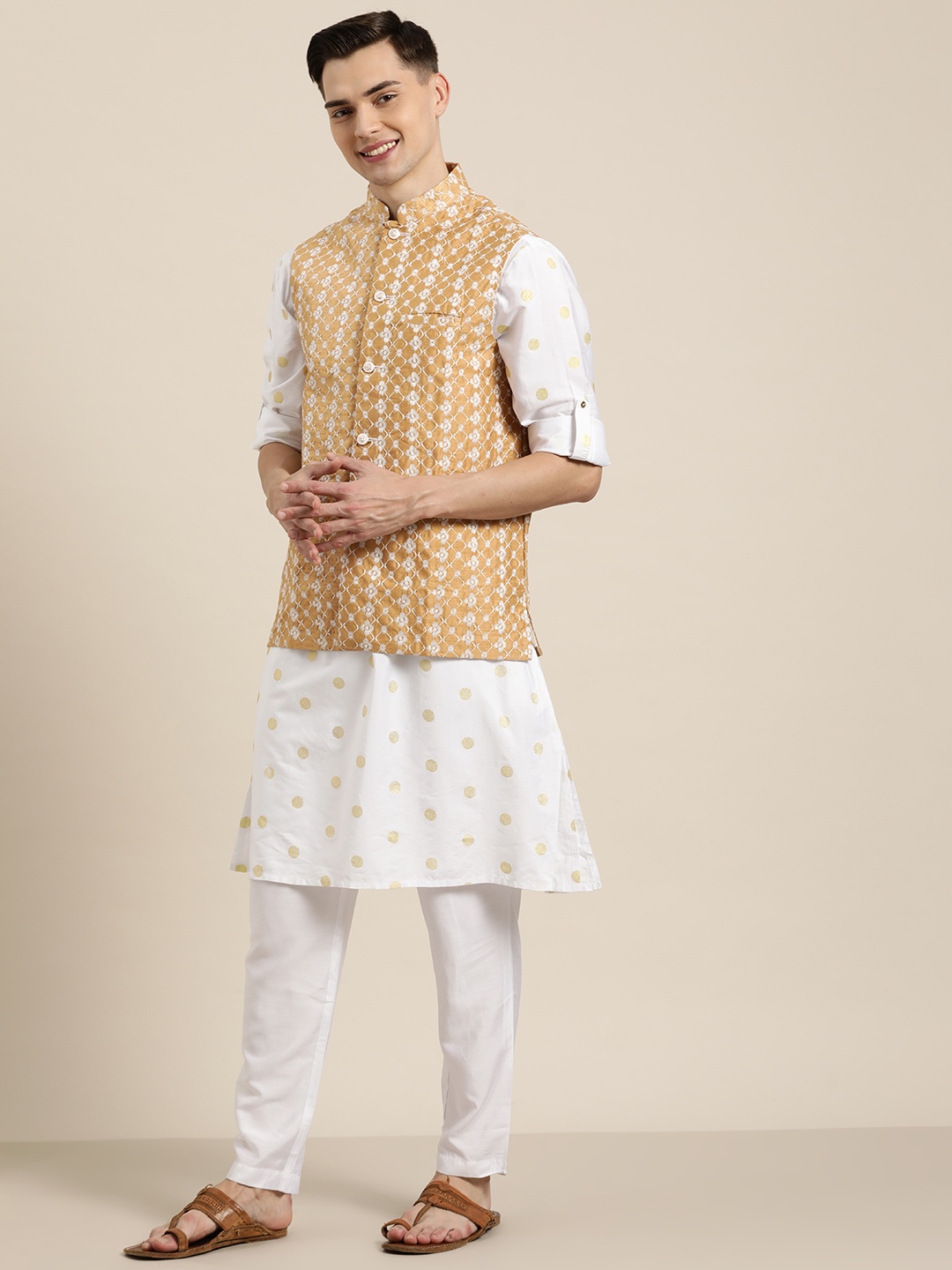 

SOJANYA Men Beige & White Chikankari Embroidered Nehru Jacket