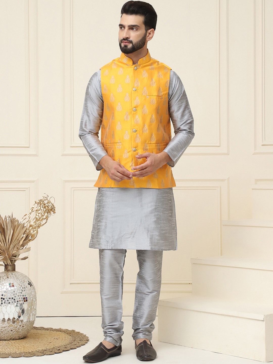 

SOJANYA Men Grey & Mustard Yellow Kurta with Pyjamas & Woven Design Nehru Jacket
