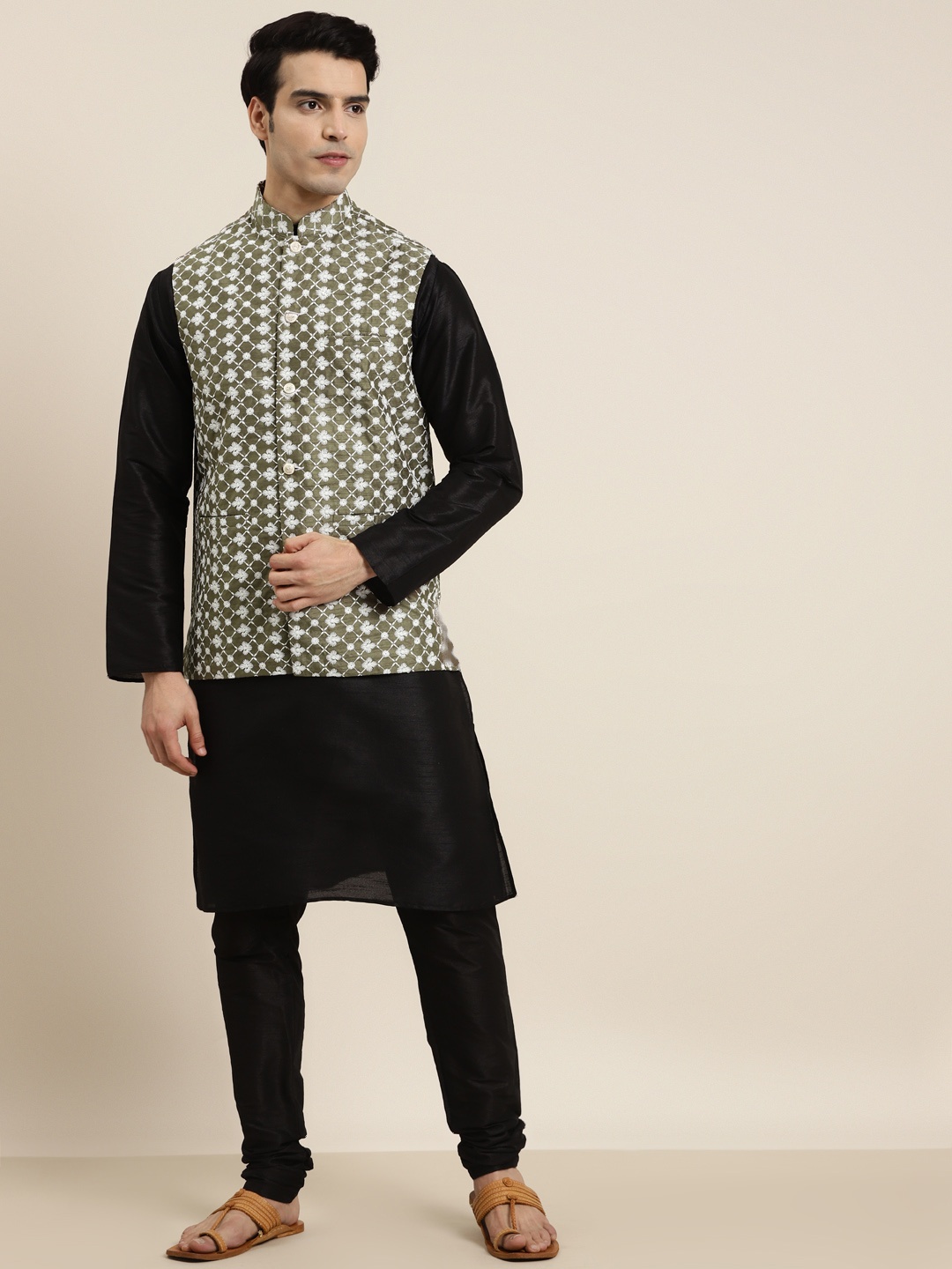 

SOJANYA Men Black & Olive Green Kurta with Churidar & Embroidered Nehru Jacket