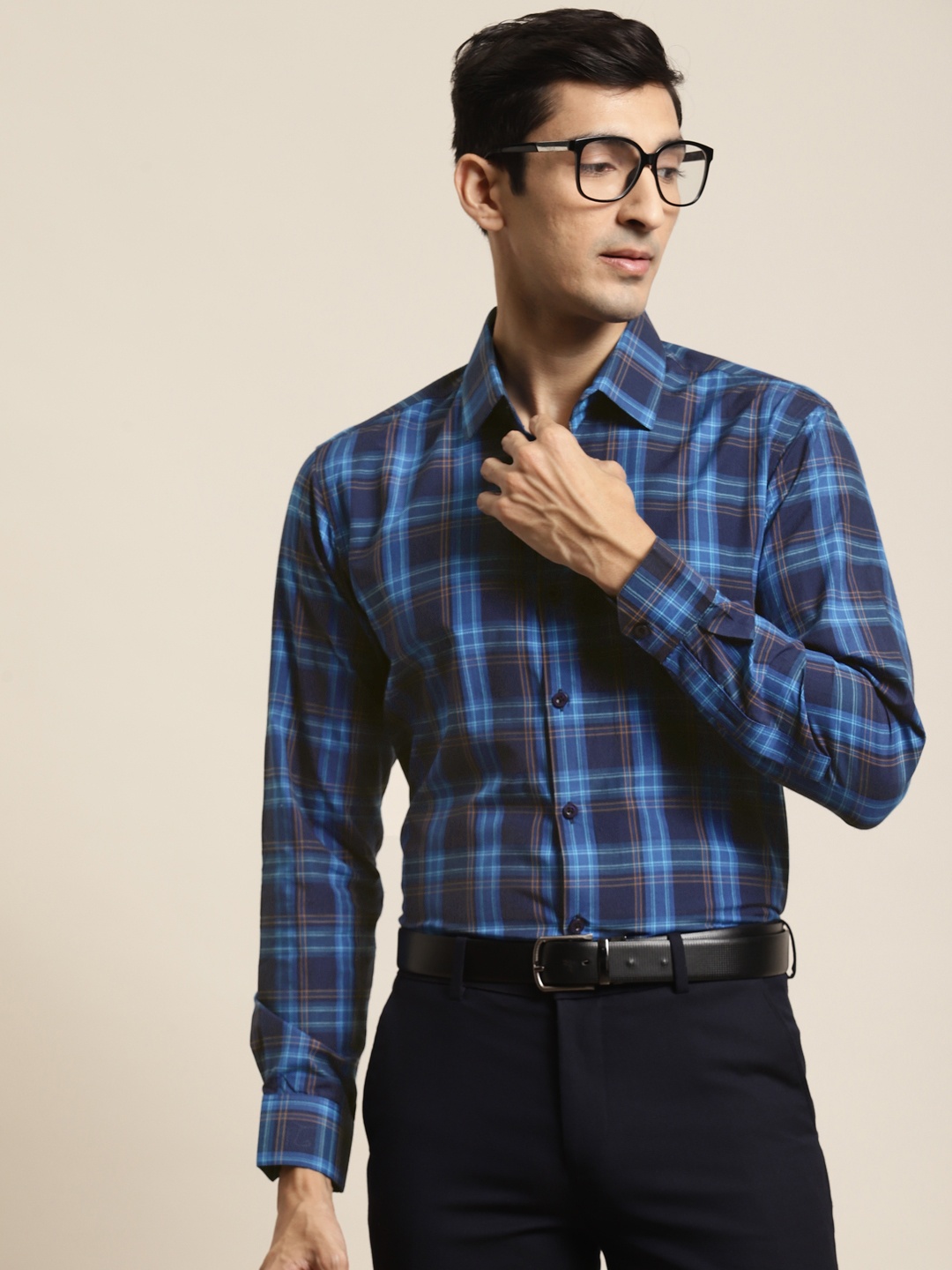 

SOJANYA Men Blue Cotton Classic Fit Checked Formal Shirt