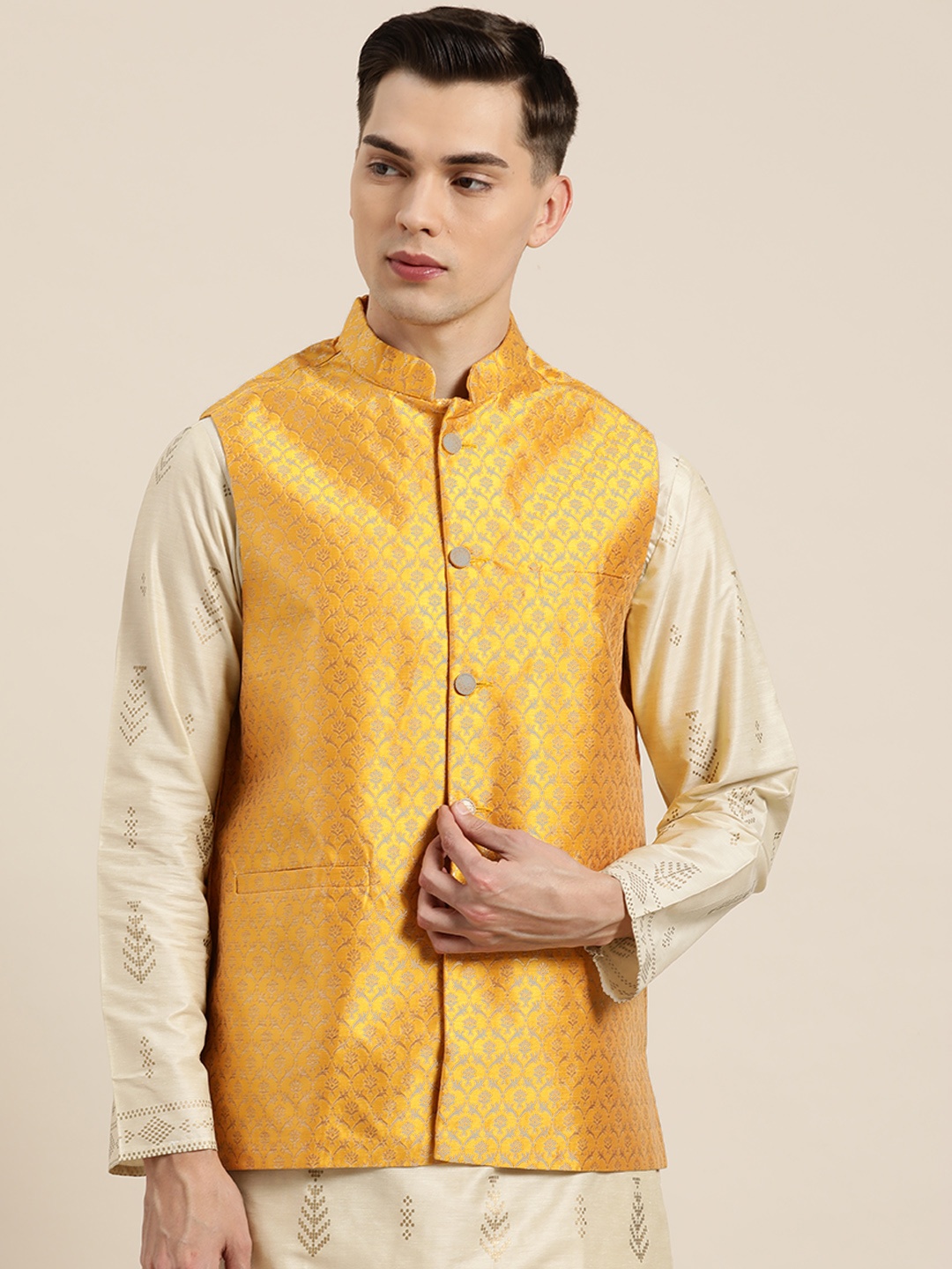 

SOJANYA Men Mustard Yellow & Golden Self-Design Nehru Jacket