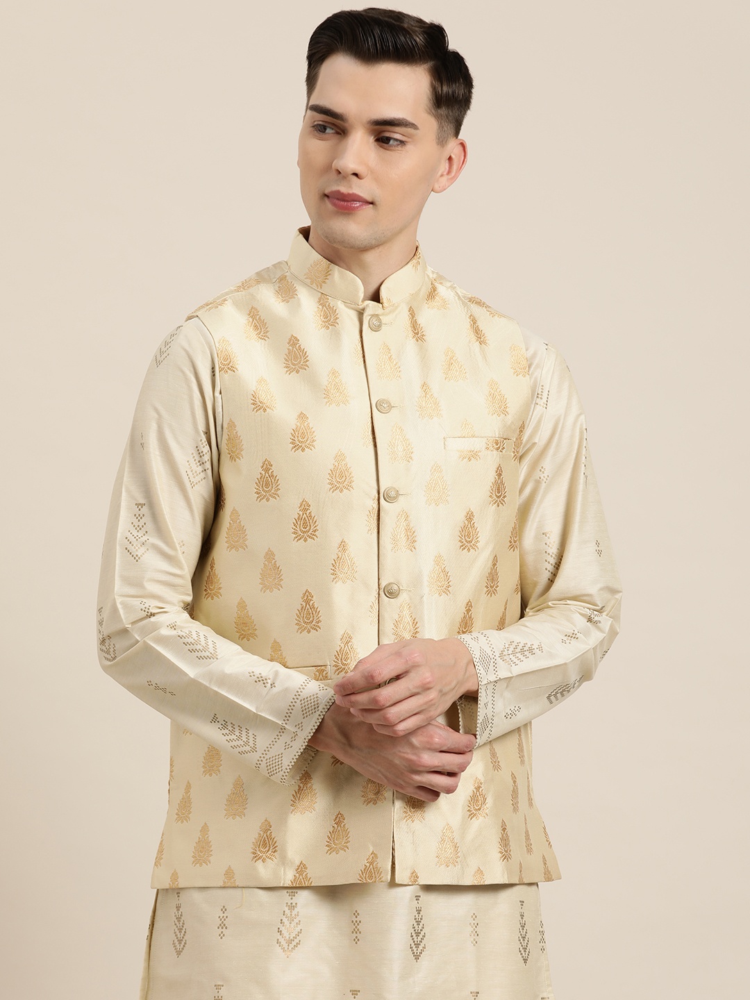 

SOJANYA Men Beige & Golden Self-Design Nehru Jacket