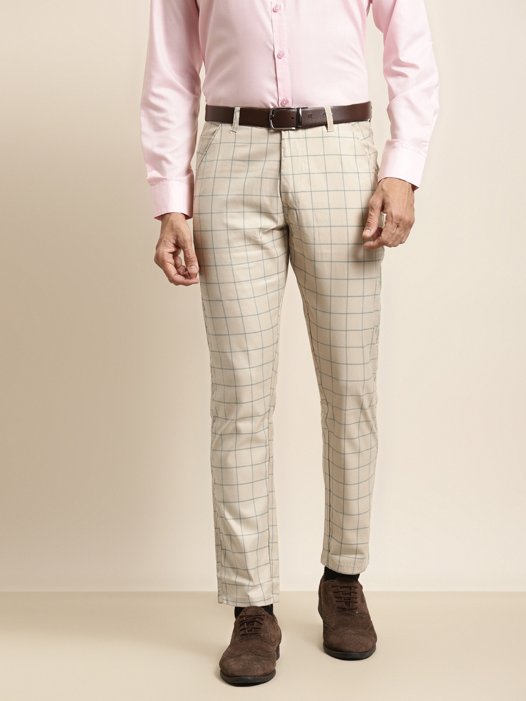 

SOJANYA Men Beige & Green Checked Smart Fit Semiformal Trousers