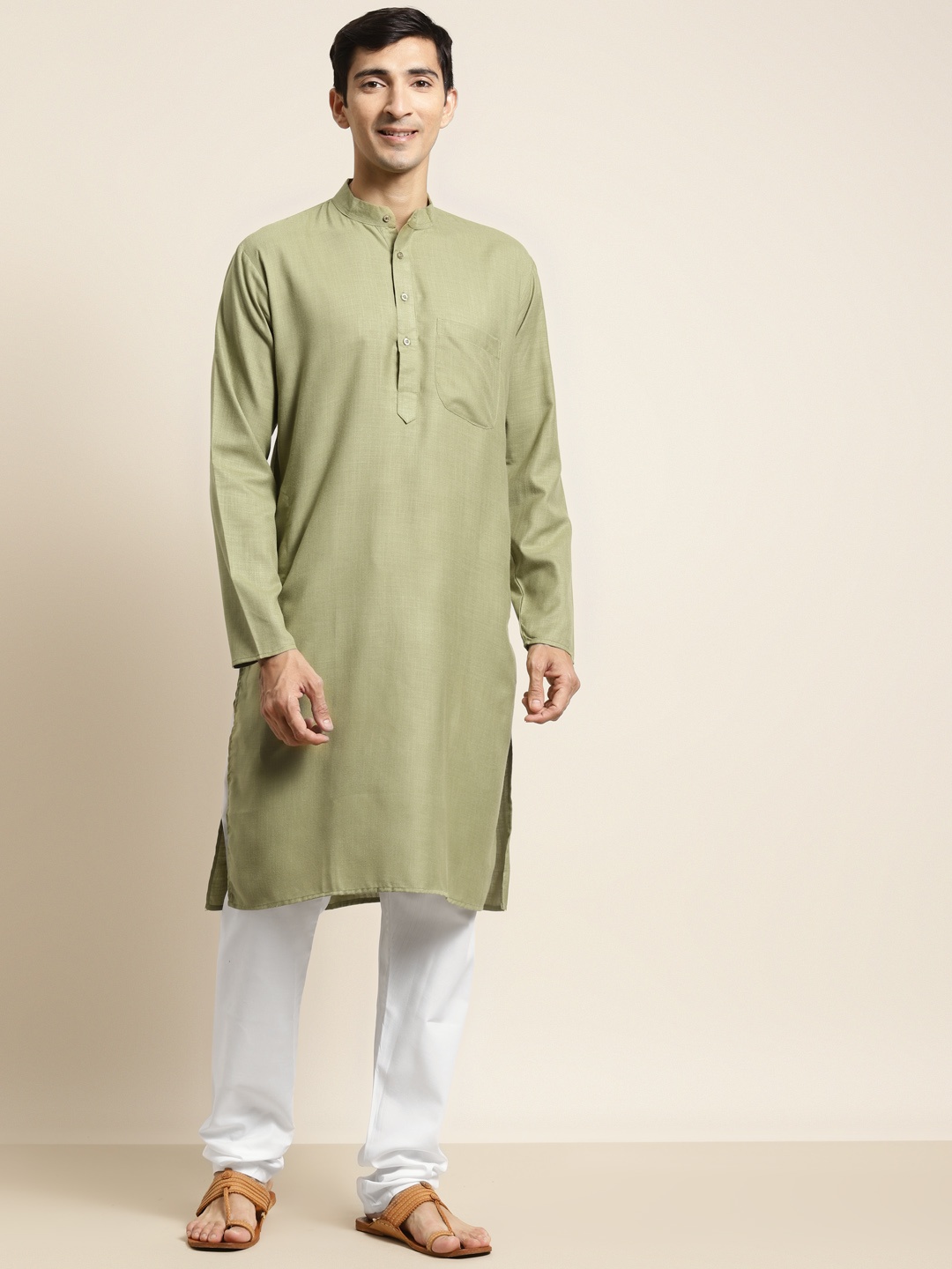 SOJANYA Men Green & White Cotton Kurta with Churidar