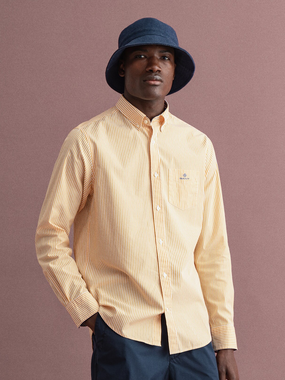 

GANT Men Yellow Solid Casual Shirt