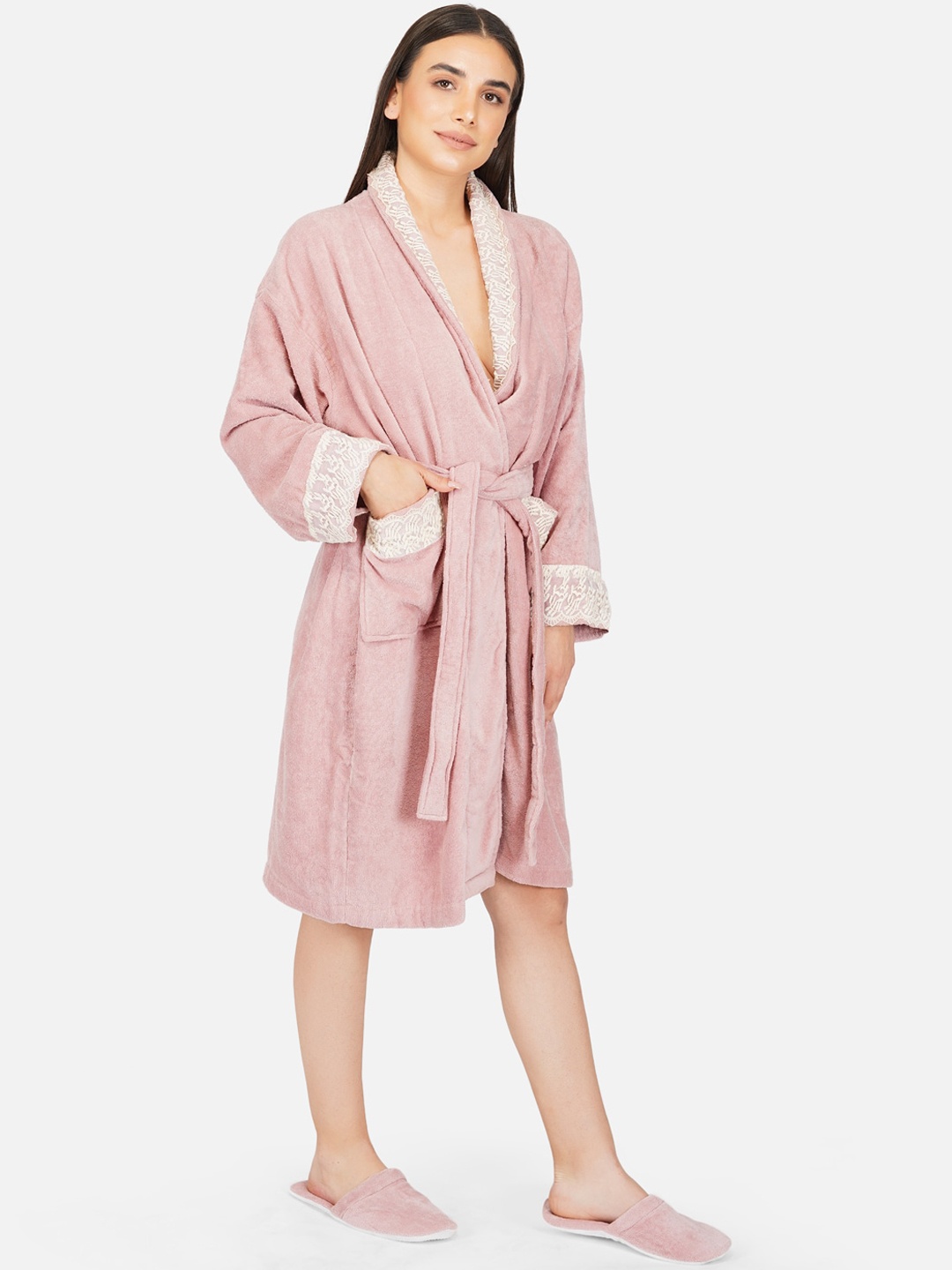 

RANGOLI Women Purple Pure Cotton 550 GSM Prima Dream Lace Bathrobe with Slippers