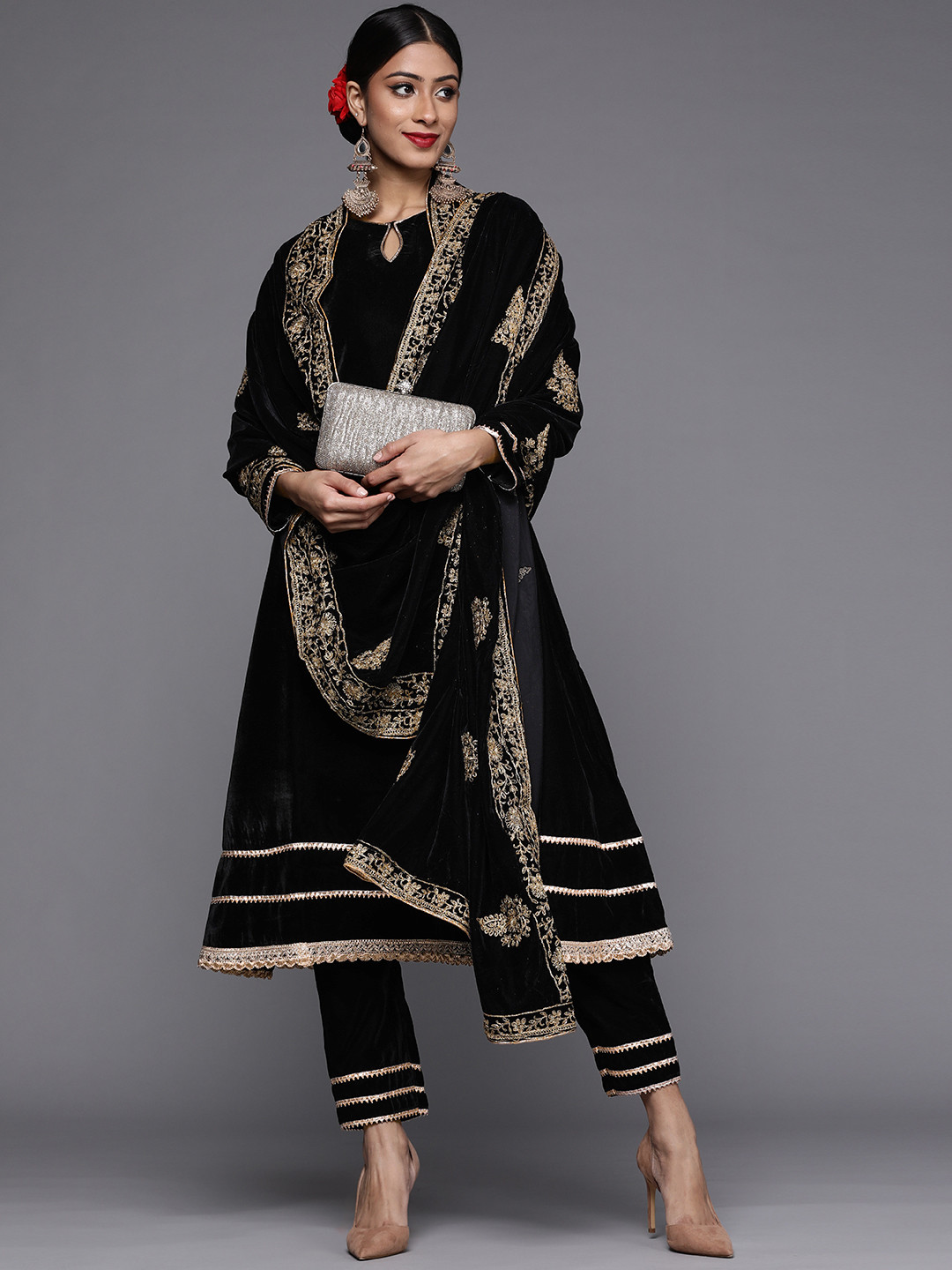 

Libas Black & Gold Yoke Design Pleated Gotta Patti Velvet Anarkali Kurta Trousers Dupatta
