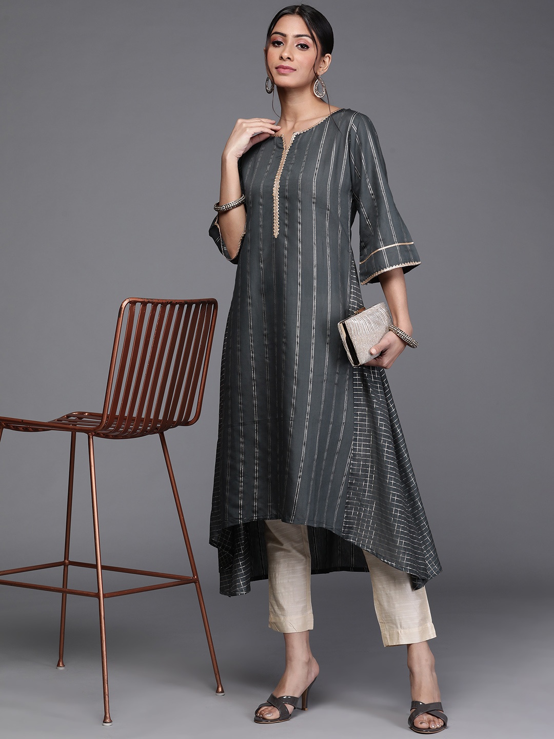

Libas Women Grey & Gold-Toned Striped Print Gotta Patti Chanderi Silk Kurta