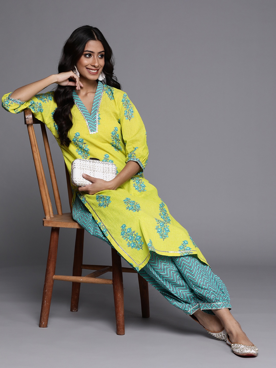 

Libas Women Green & Blue Floral Print & Checked Gotta Patti Cotton Straight Kurta