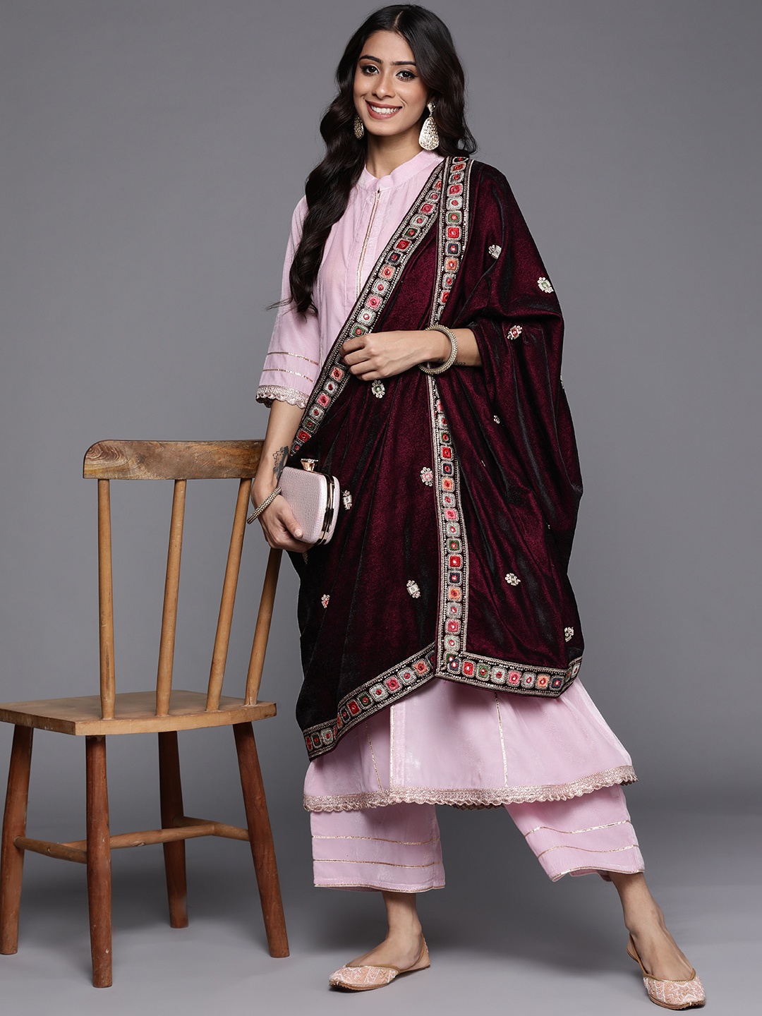 

Libas Pink & Gold Panelled Gotta Patti Velvet A-line Front Slit Kurta Palazzos & Dupatta