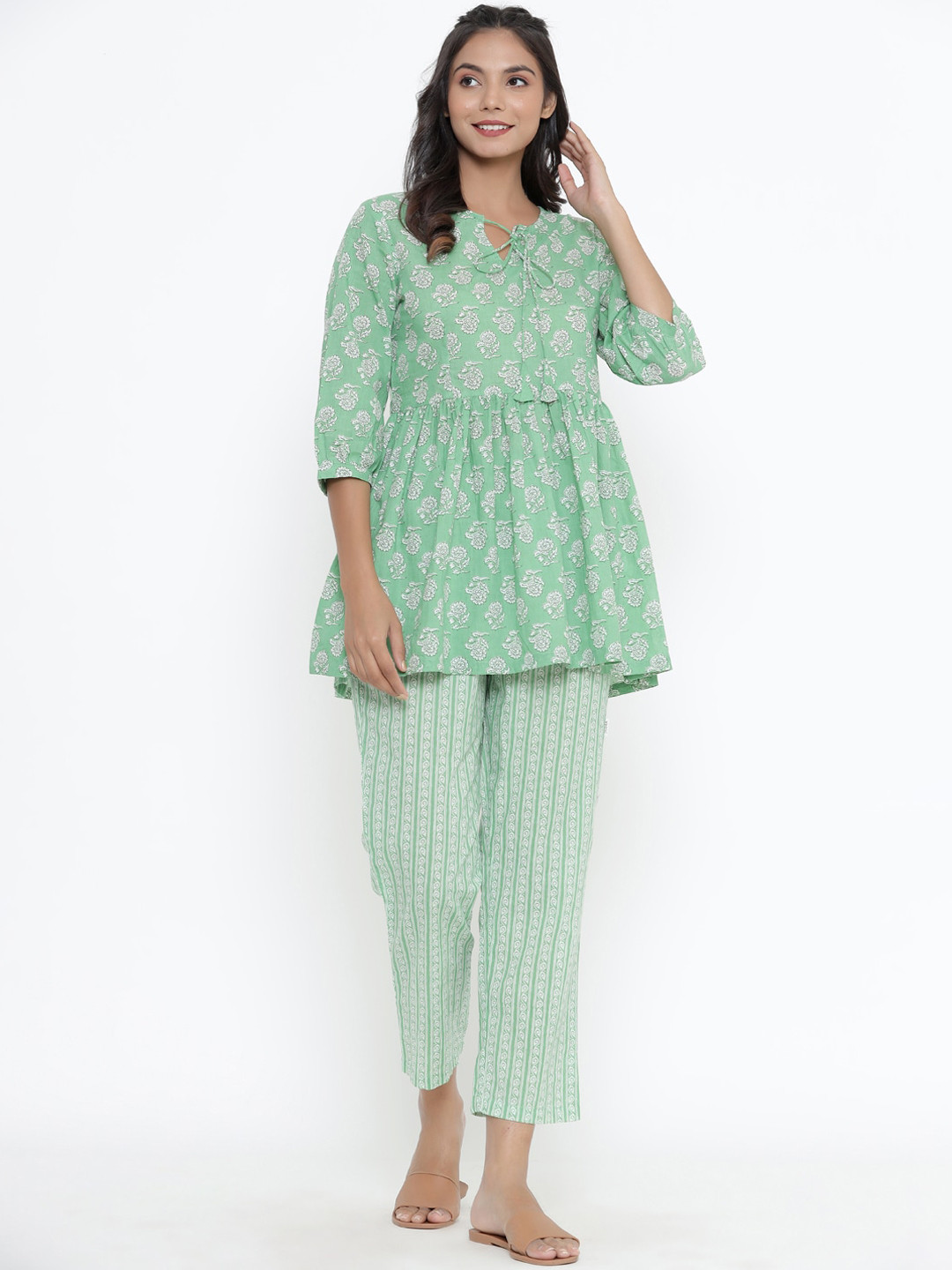 

JISORA Women Green & White Printed Night suit
