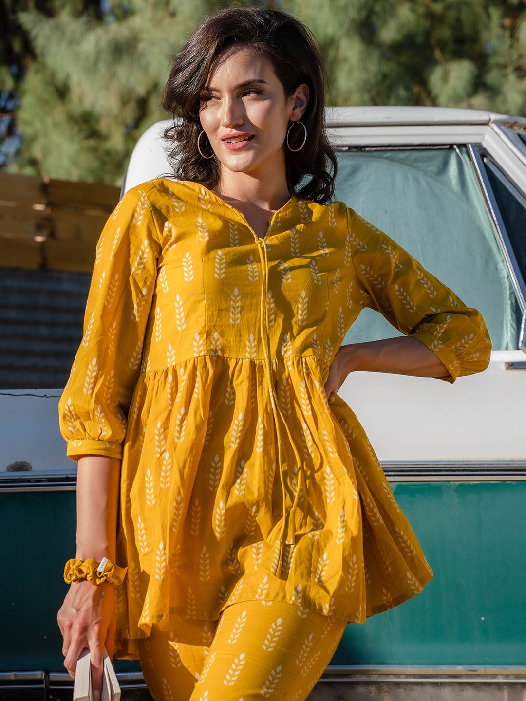 

JISORA Women Yellow & White Cotton Printed Night suit