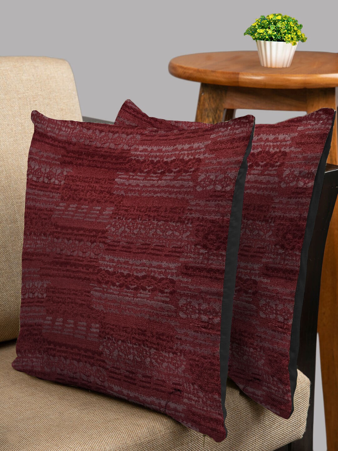 

HOUZZCODE Brown & Black Set of 2 Abstract Square Cushion Covers