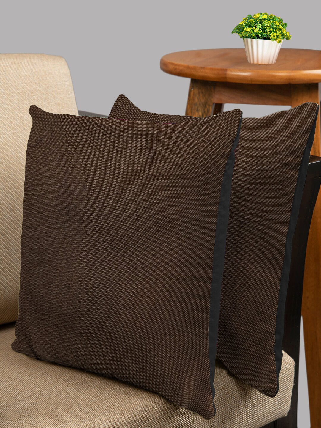 

HOUZZCODE Maroon & Black Set of 2 Square Cushion Covers