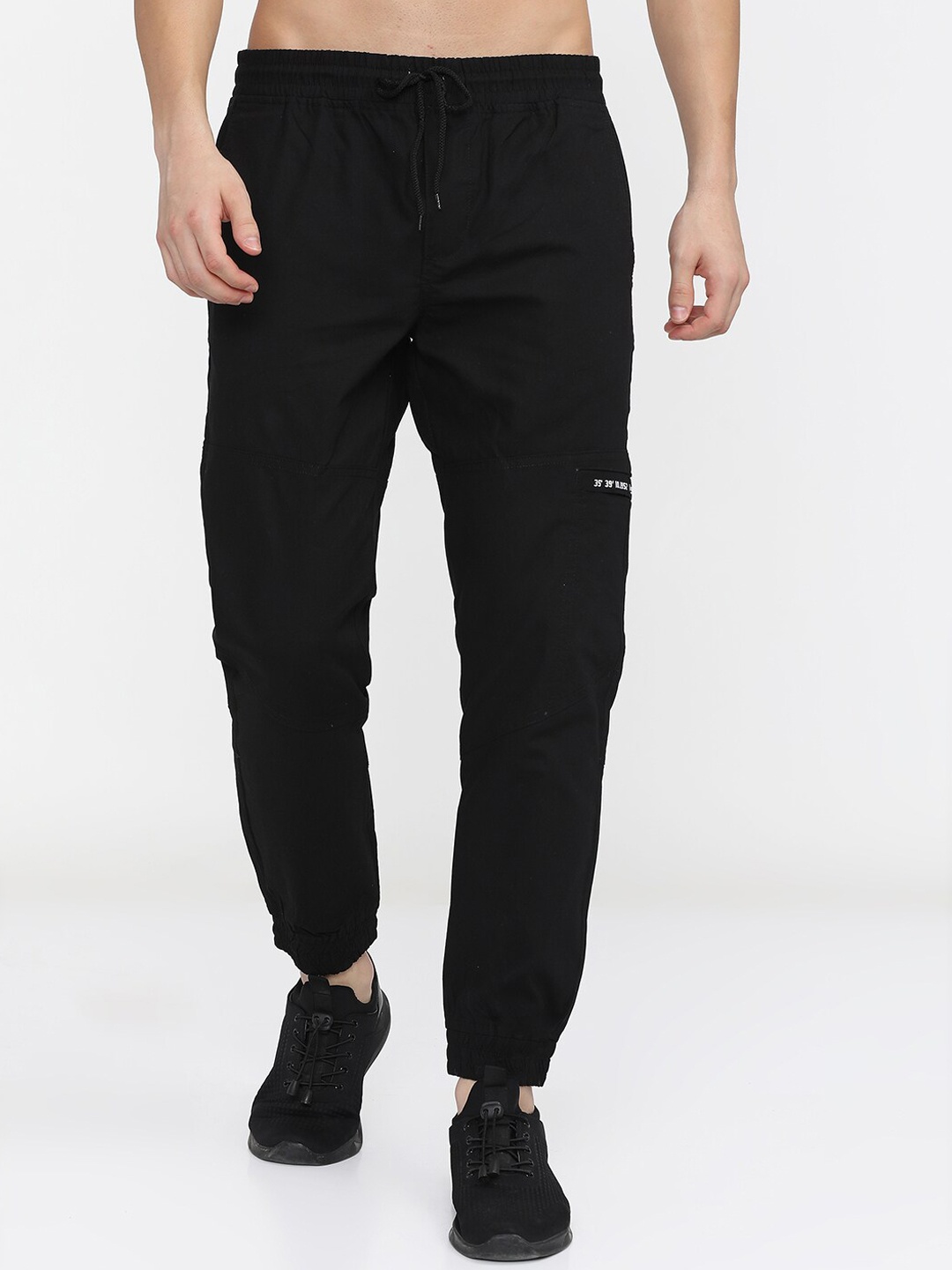 

HIGHLANDER Men Black Joggers Trousers