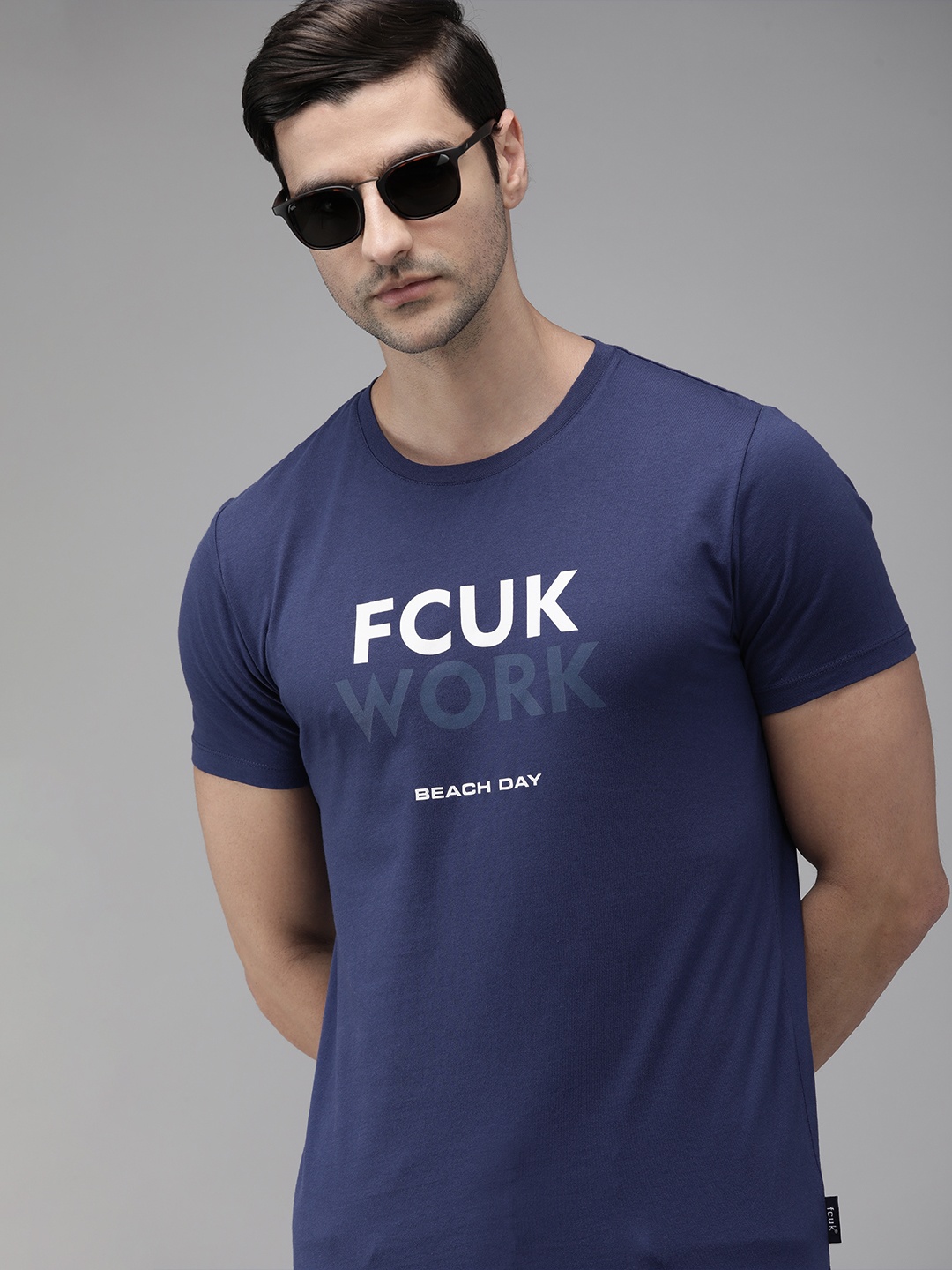 

French Connection Men Blue Typography Printed Pure Cotton Slim Fit T-shirt