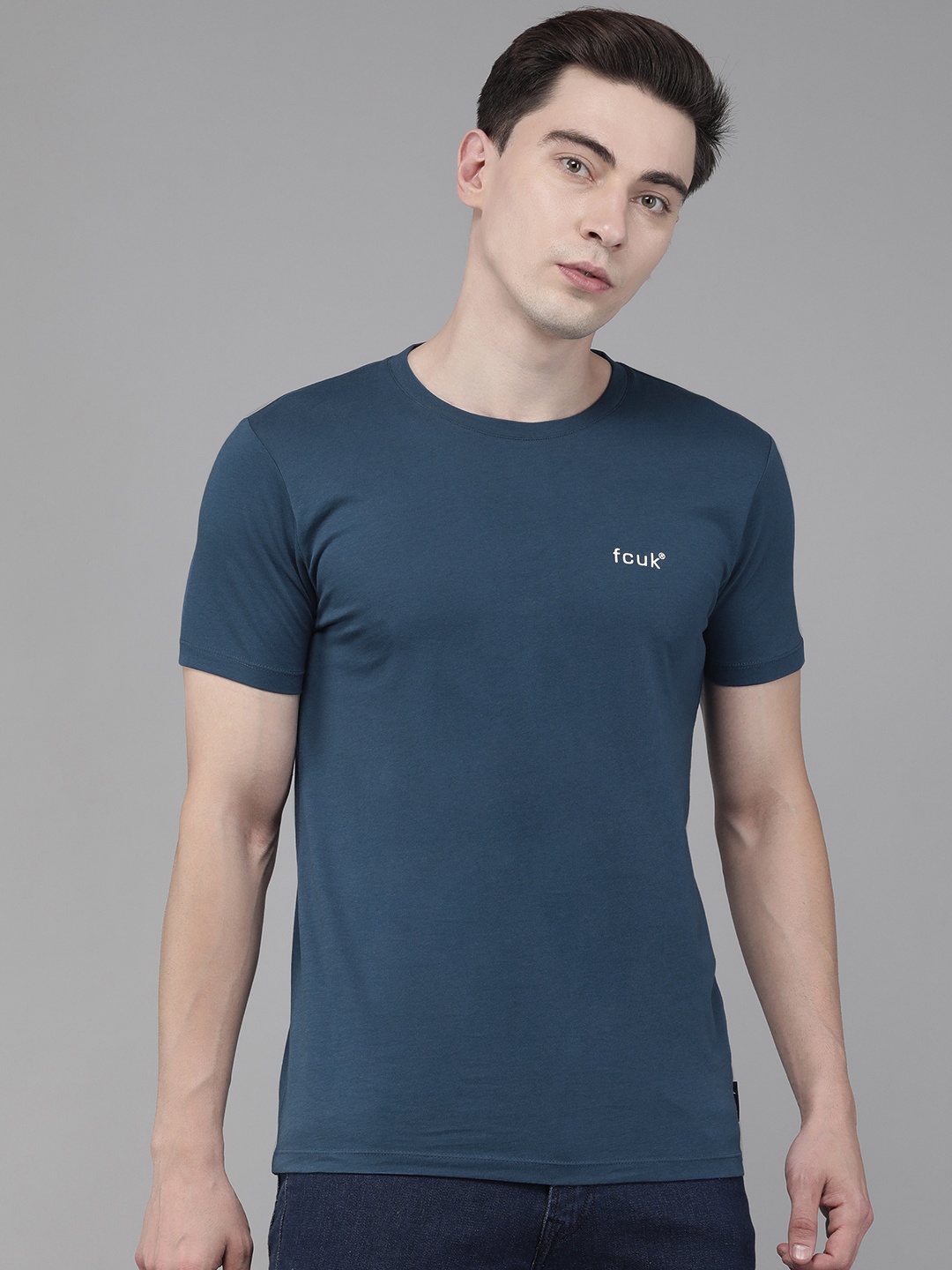 

French Connection Men Blue Solid Slim Fit T-shirt