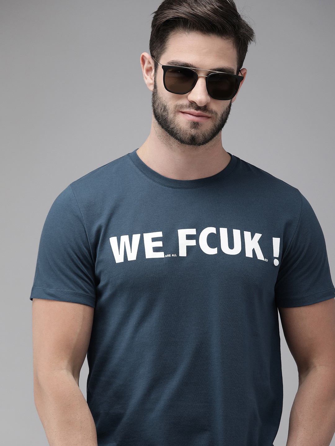 

French Connection Men Blue Typography Printed Pure Cotton Slim Fit T-shirt