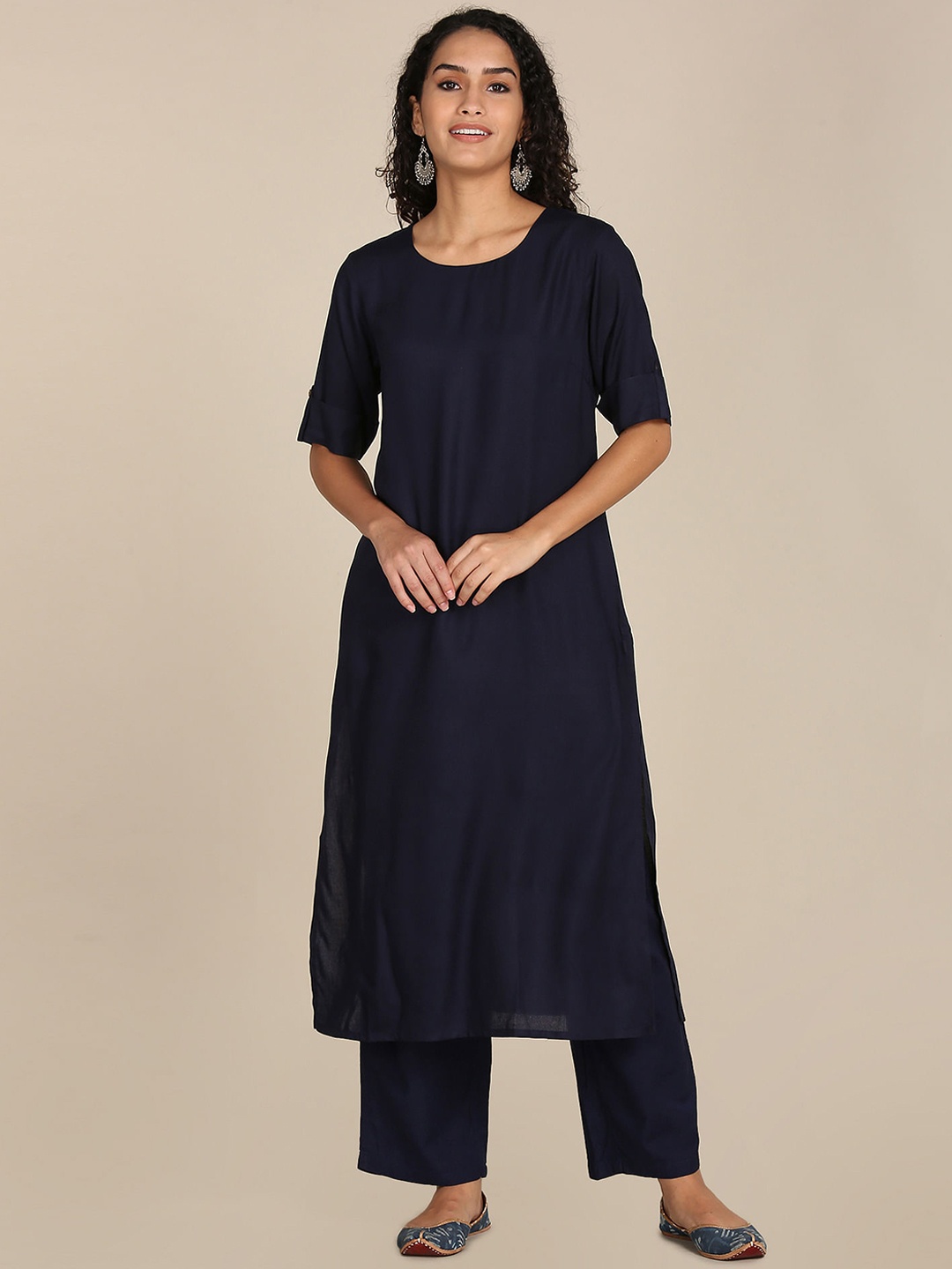 

Karigari Women Navy Blue Solid Kurta