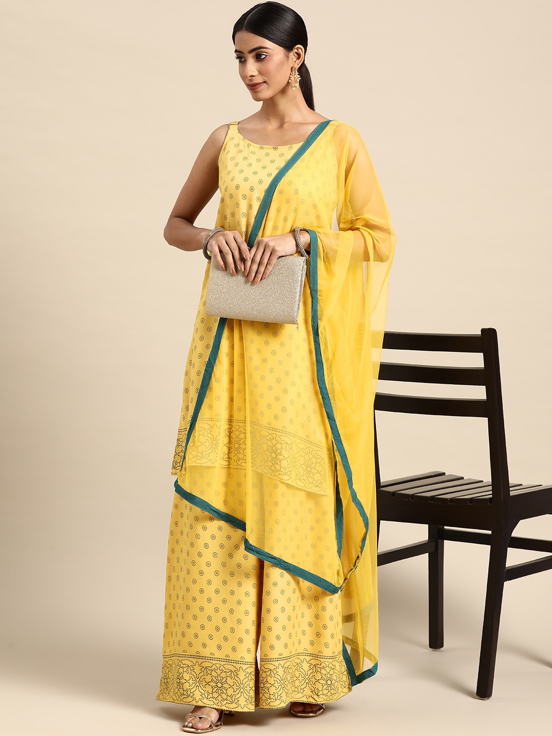 

all about you Women Yellow Printed Kurta with Palazzos & Dupatta