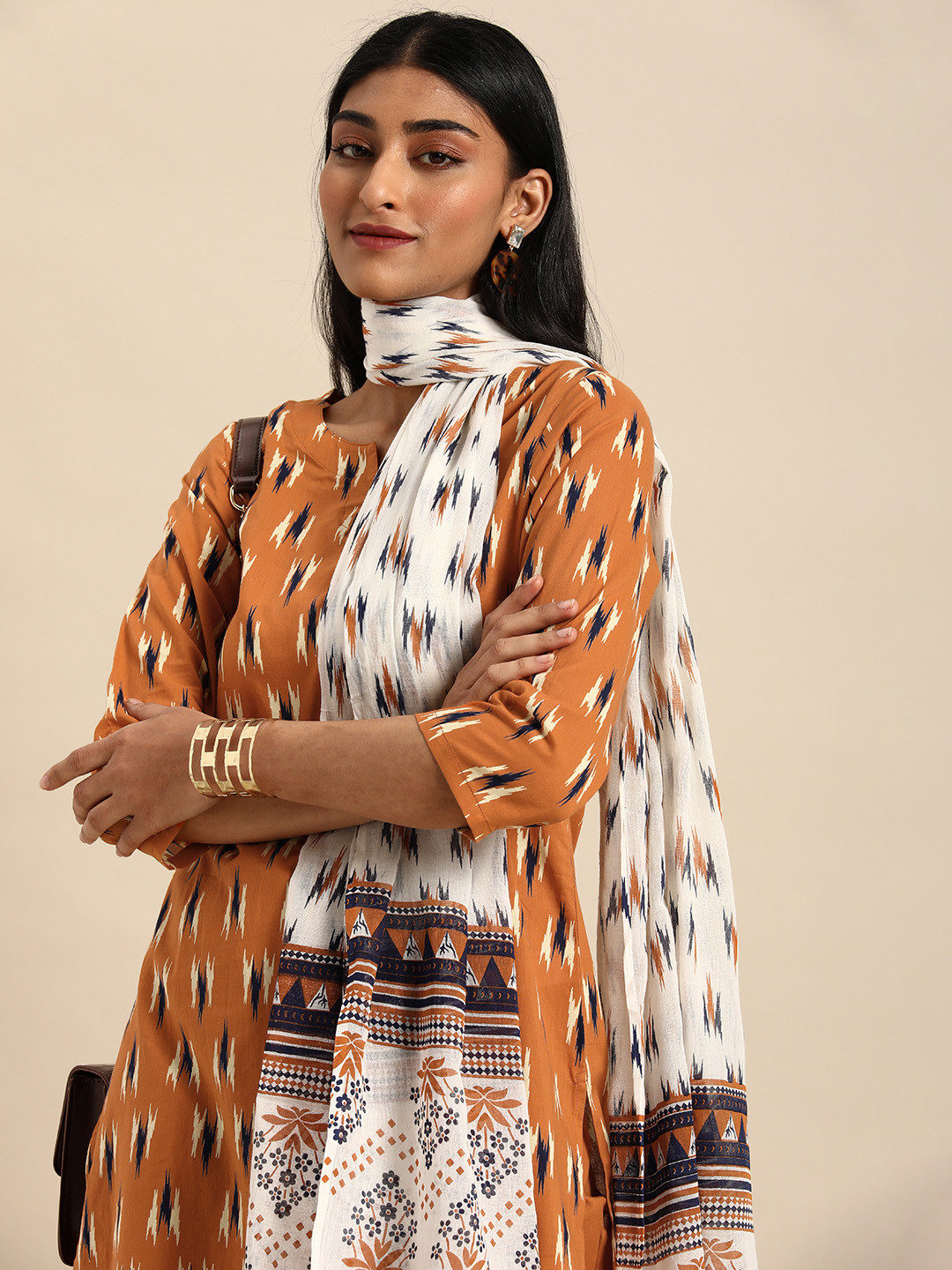 

all about you Women Rust & White Printed Kurta with Trousers & Dupatta