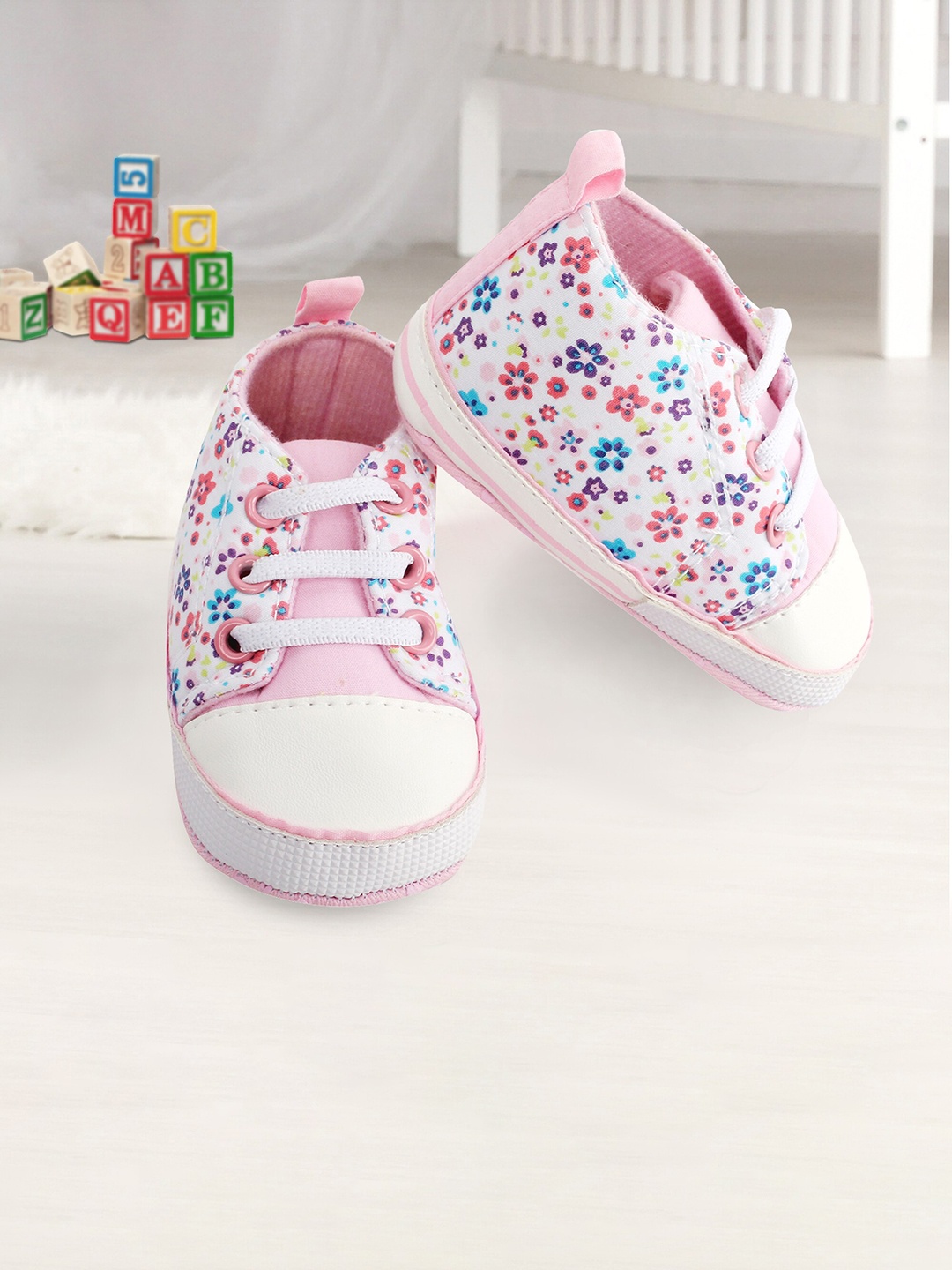 

Baby Moo Girls Pink & Blue Floral Printed High Top Booties